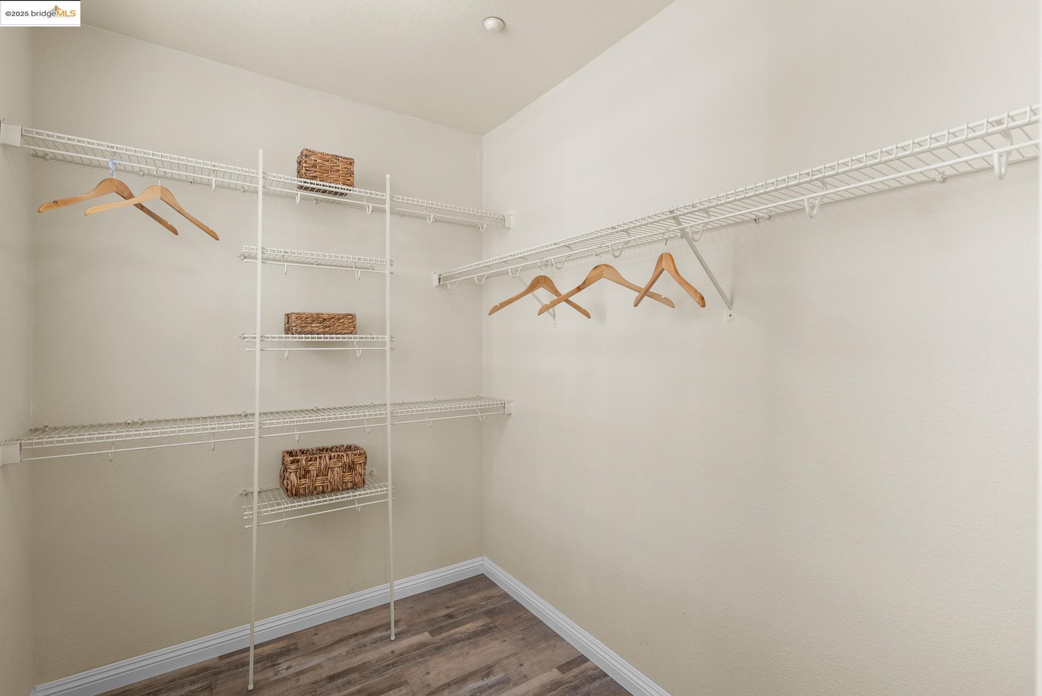Detail Gallery Image 23 of 31 For 605 Artistic Pl, Hayward,  CA 94541 - 3 Beds | 3 Baths
