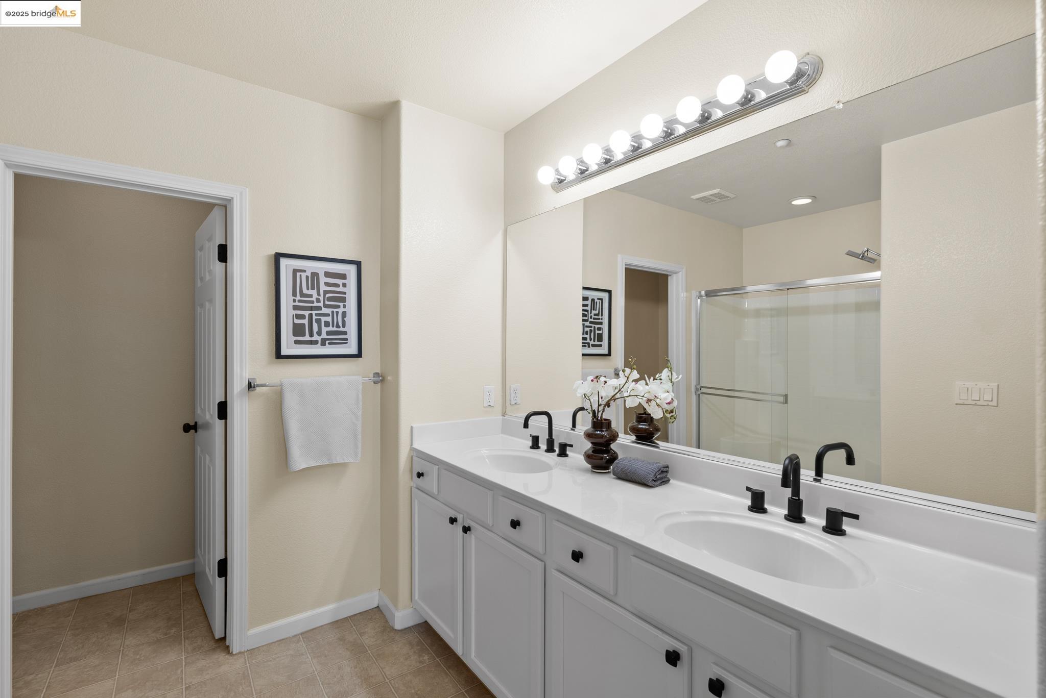 Detail Gallery Image 24 of 31 For 605 Artistic Pl, Hayward,  CA 94541 - 3 Beds | 3 Baths