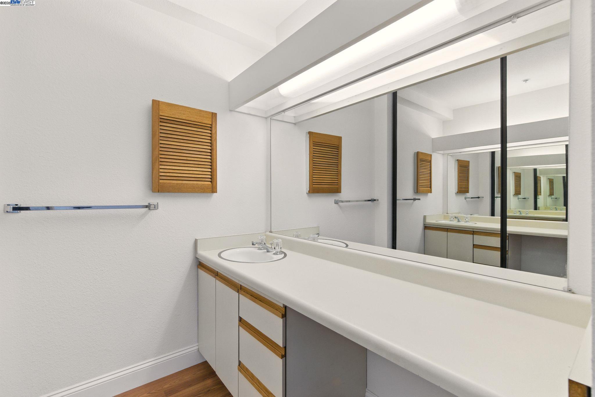 Detail Gallery Image 21 of 27 For 245 Perkins St #33,  Oakland,  CA 94610 - 2 Beds | 2 Baths