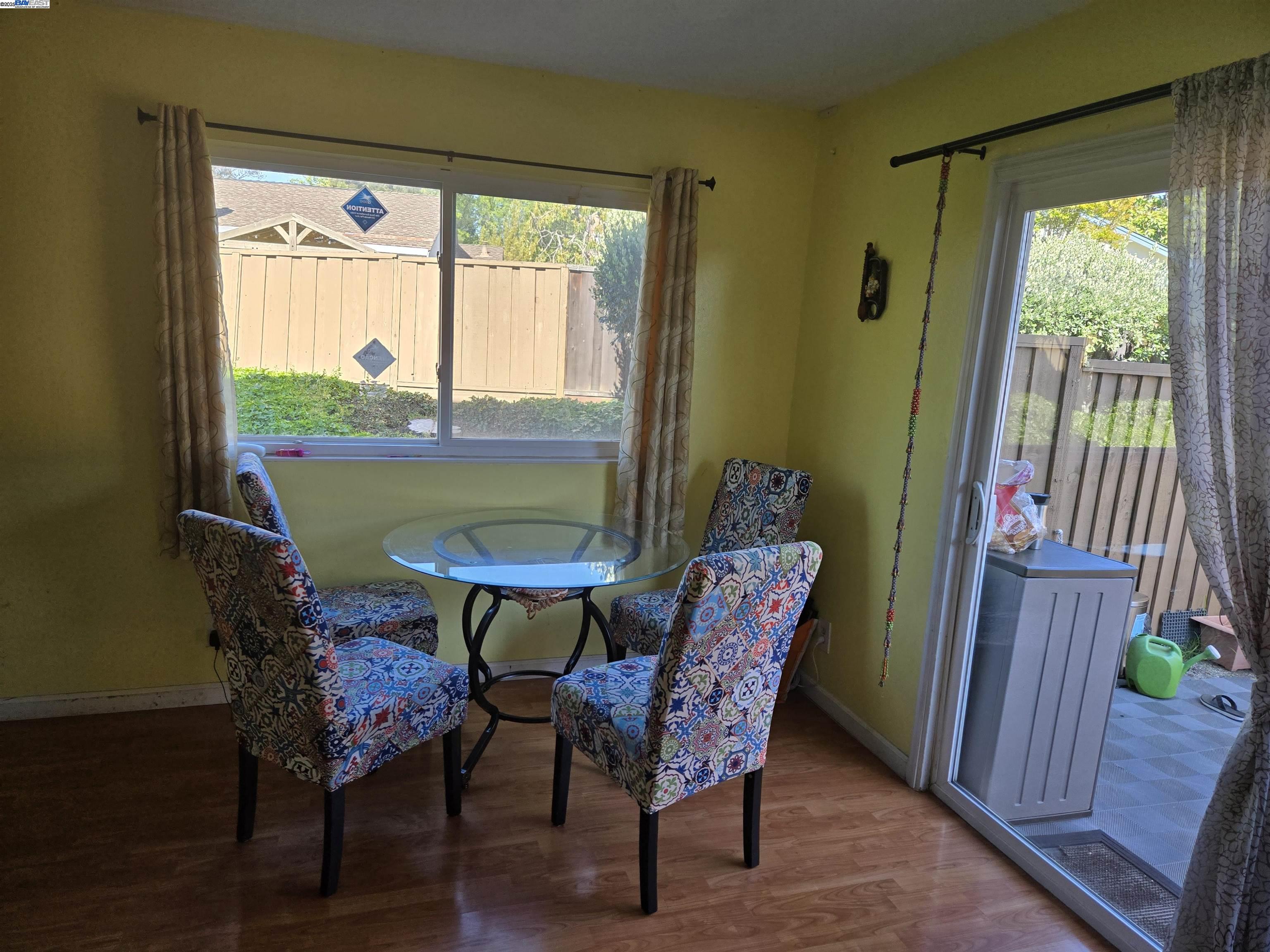 Detail Gallery Image 12 of 26 For 34179 Bowling Green Cmn, Fremont,  CA 94555 - 4 Beds | 2/1 Baths