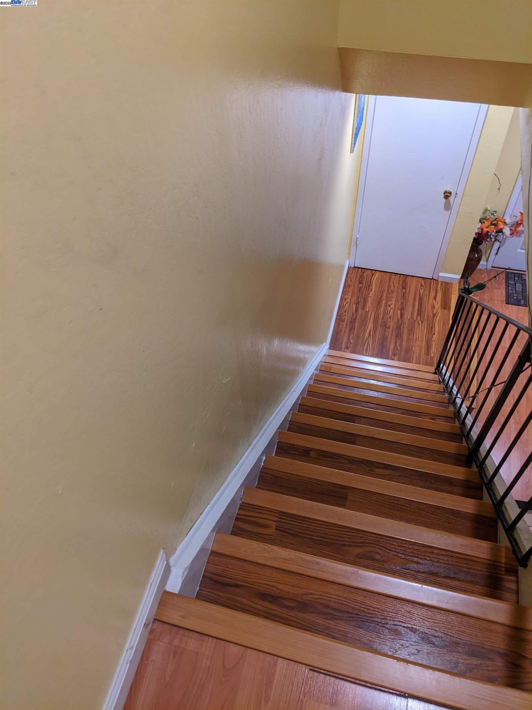 Detail Gallery Image 13 of 26 For 34179 Bowling Green Cmn, Fremont,  CA 94555 - 4 Beds | 2/1 Baths