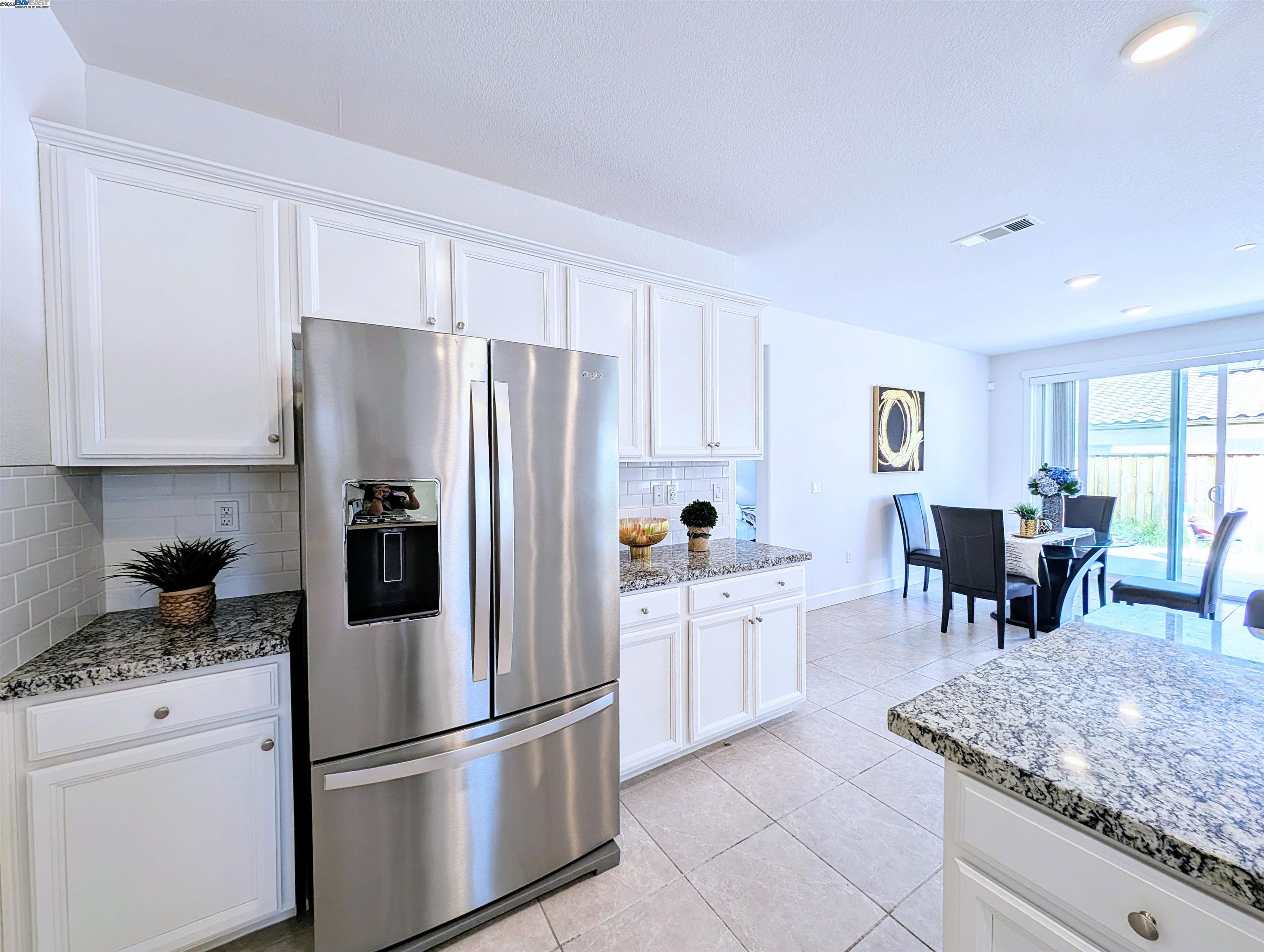 Detail Gallery Image 15 of 43 For 5315 Potter Valley Ln, Antioch,  CA 94531 - 4 Beds | 3 Baths