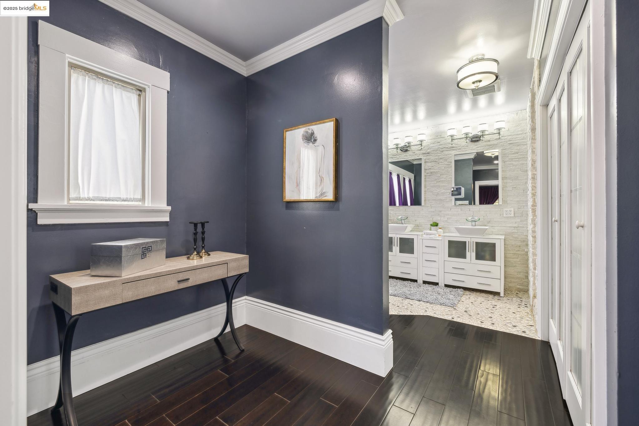 Detail Gallery Image 22 of 48 For 456 Mitchell Ave, San Leandro,  CA 94577 - 5 Beds | 3/1 Baths