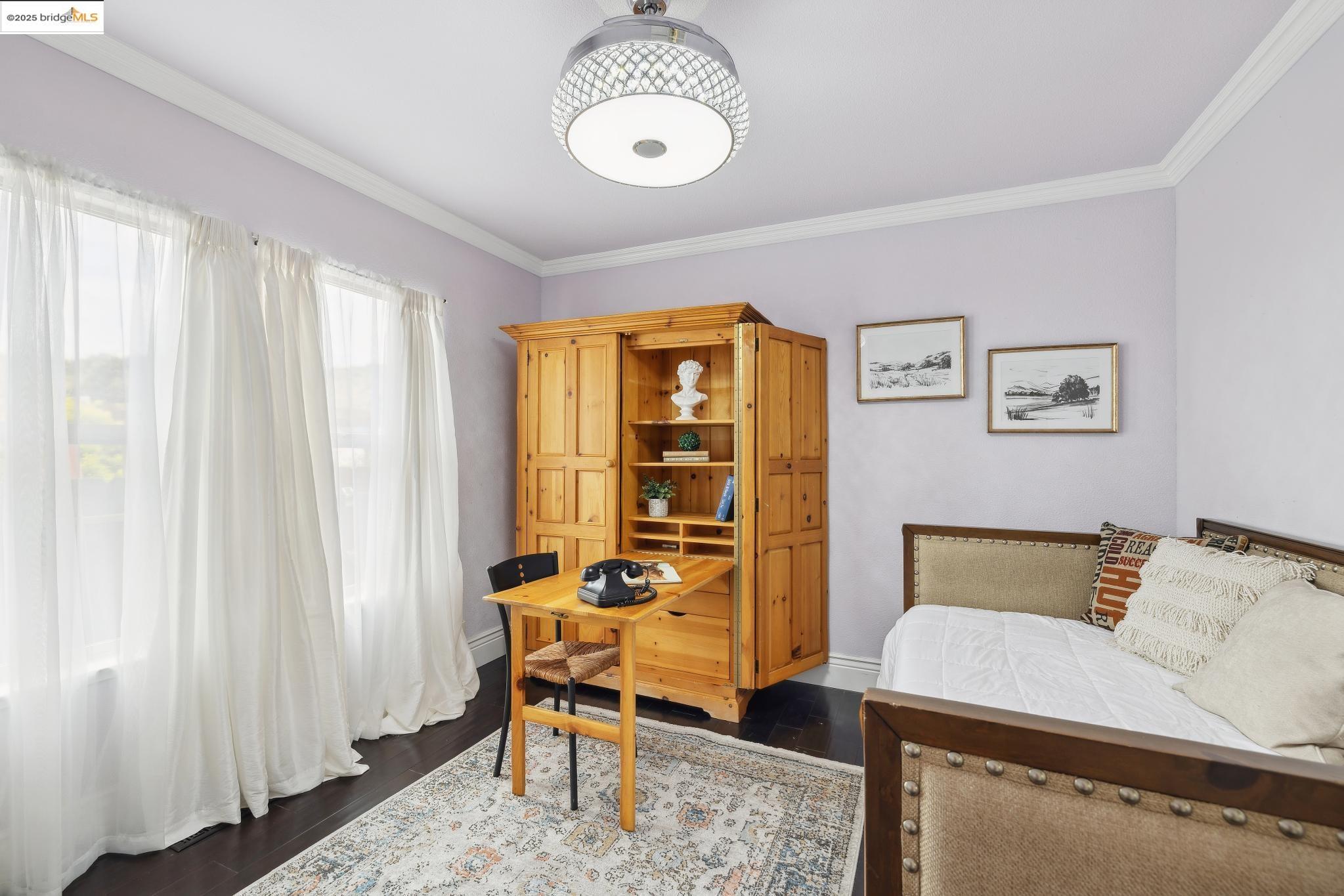 Detail Gallery Image 26 of 48 For 456 Mitchell Ave, San Leandro,  CA 94577 - 5 Beds | 3/1 Baths