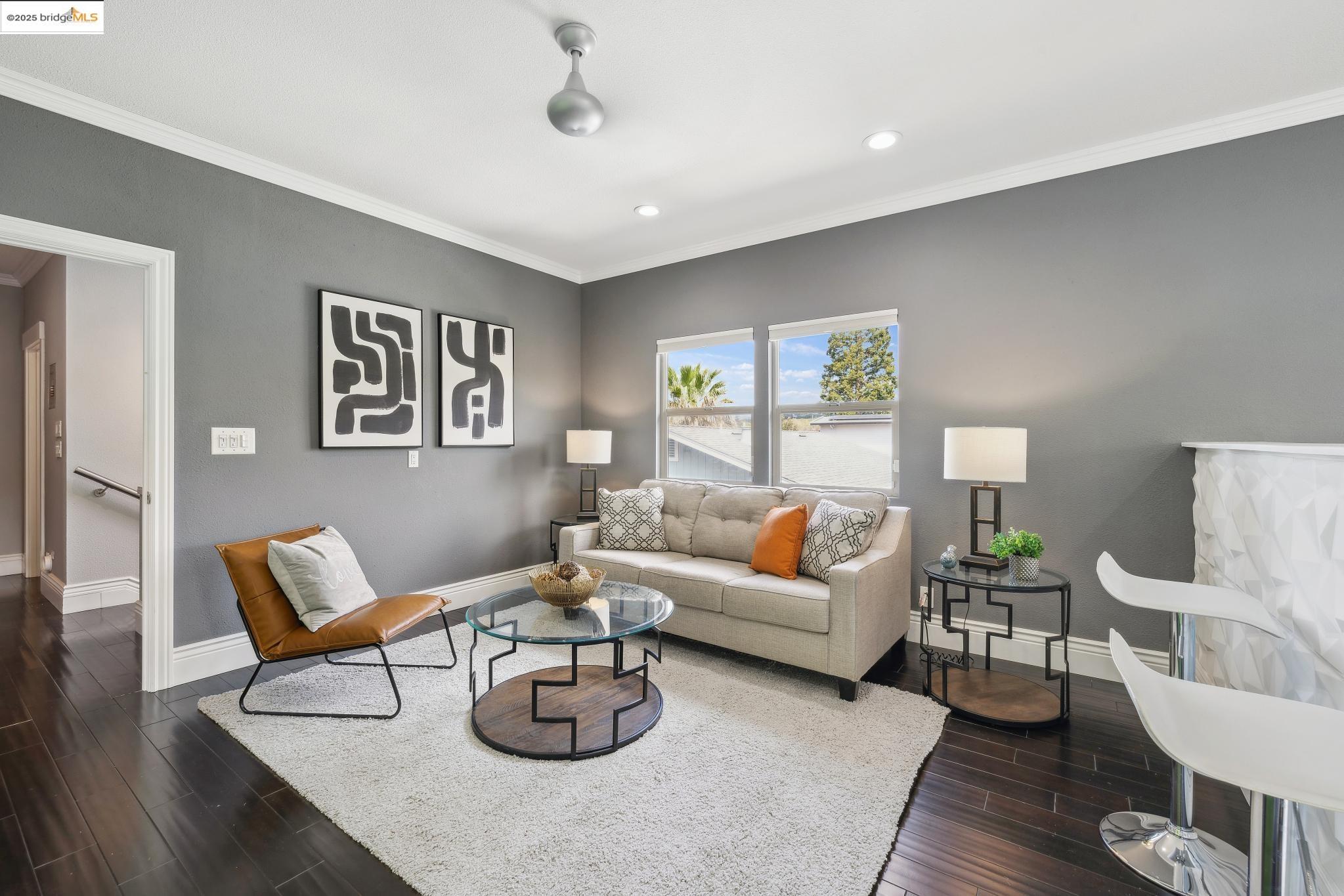 Detail Gallery Image 32 of 48 For 456 Mitchell Ave, San Leandro,  CA 94577 - 5 Beds | 3/1 Baths