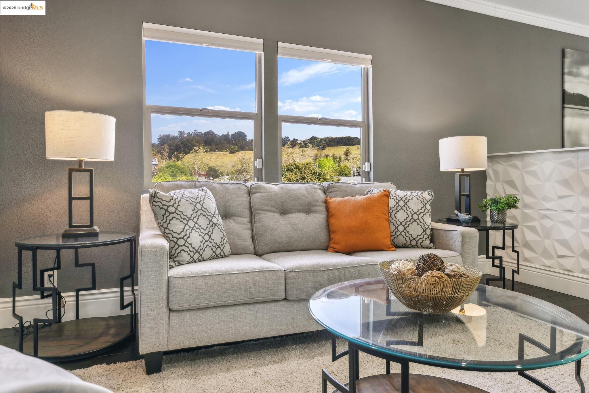 Detail Gallery Image 33 of 48 For 456 Mitchell Ave, San Leandro,  CA 94577 - 5 Beds | 3/1 Baths