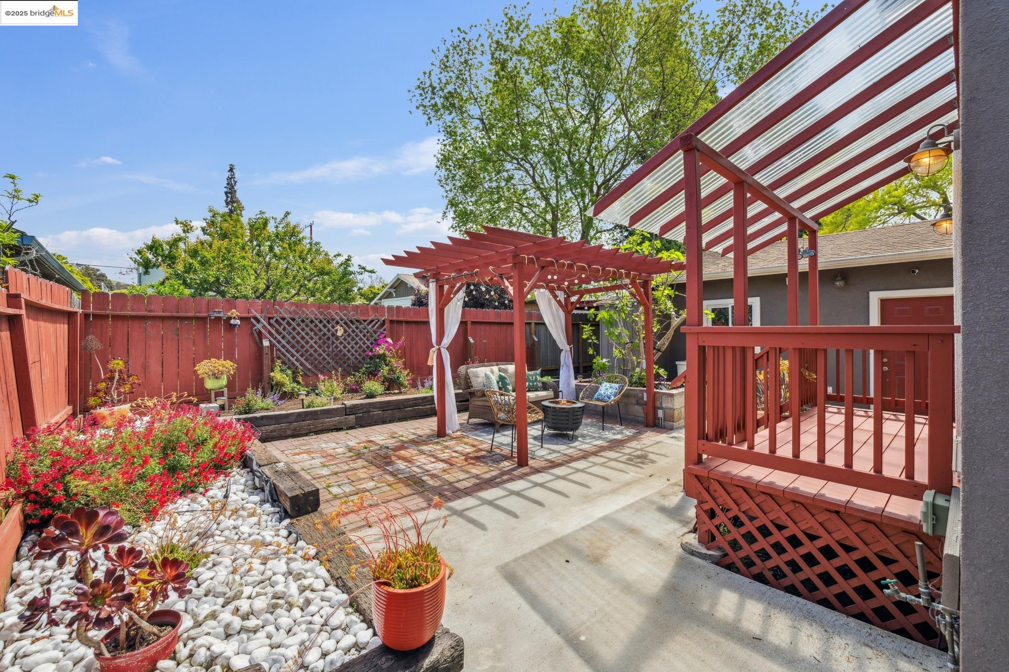 Detail Gallery Image 45 of 48 For 456 Mitchell Ave, San Leandro,  CA 94577 - 5 Beds | 3/1 Baths