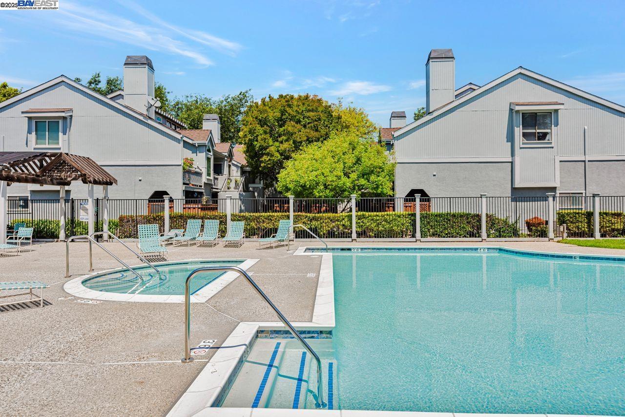Photo #32: 41093947 Listing: Photo #32