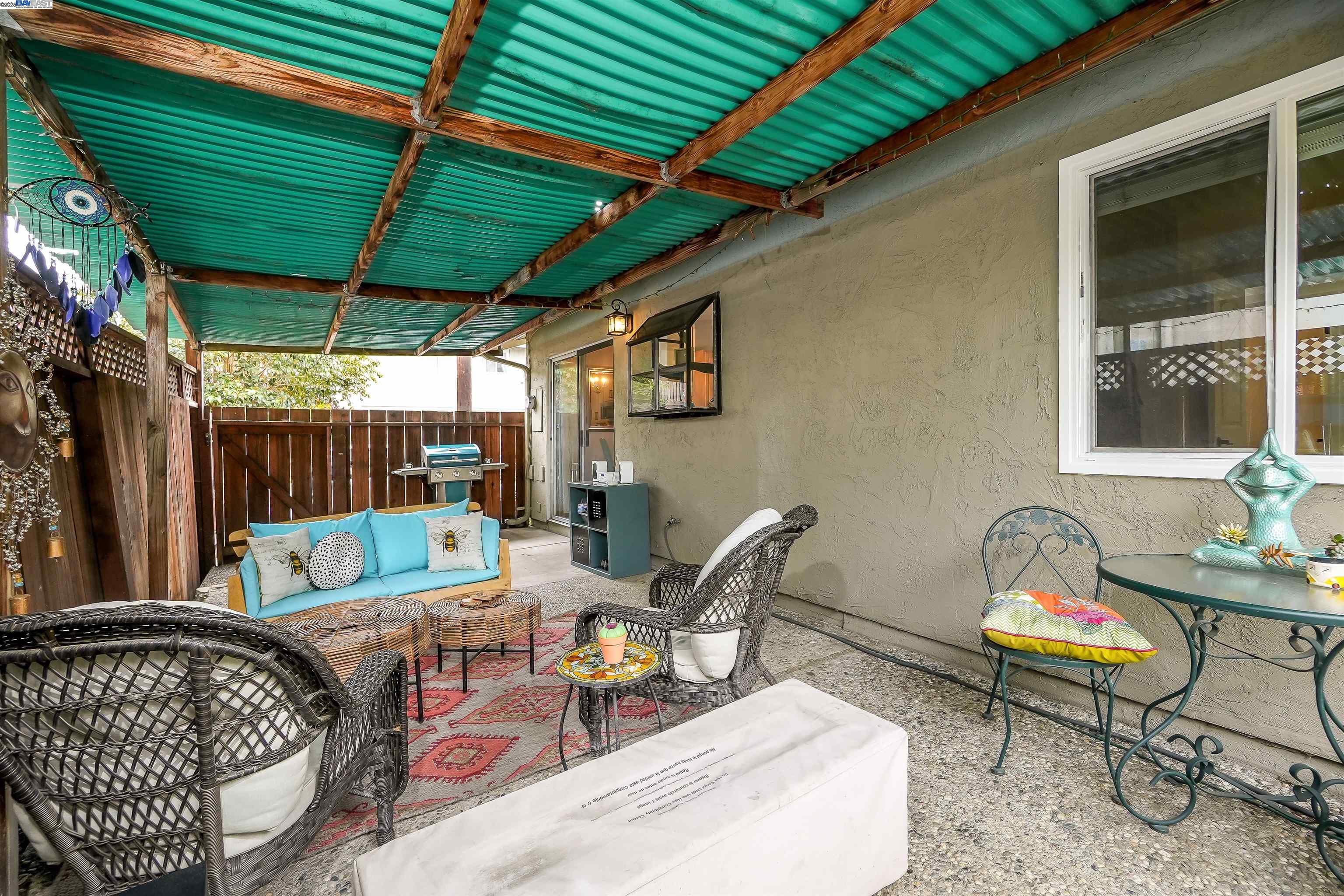 Detail Gallery Image 31 of 44 For 179 Loma Verde Dr, San Lorenzo,  CA 94580 - 3 Beds | 2 Baths