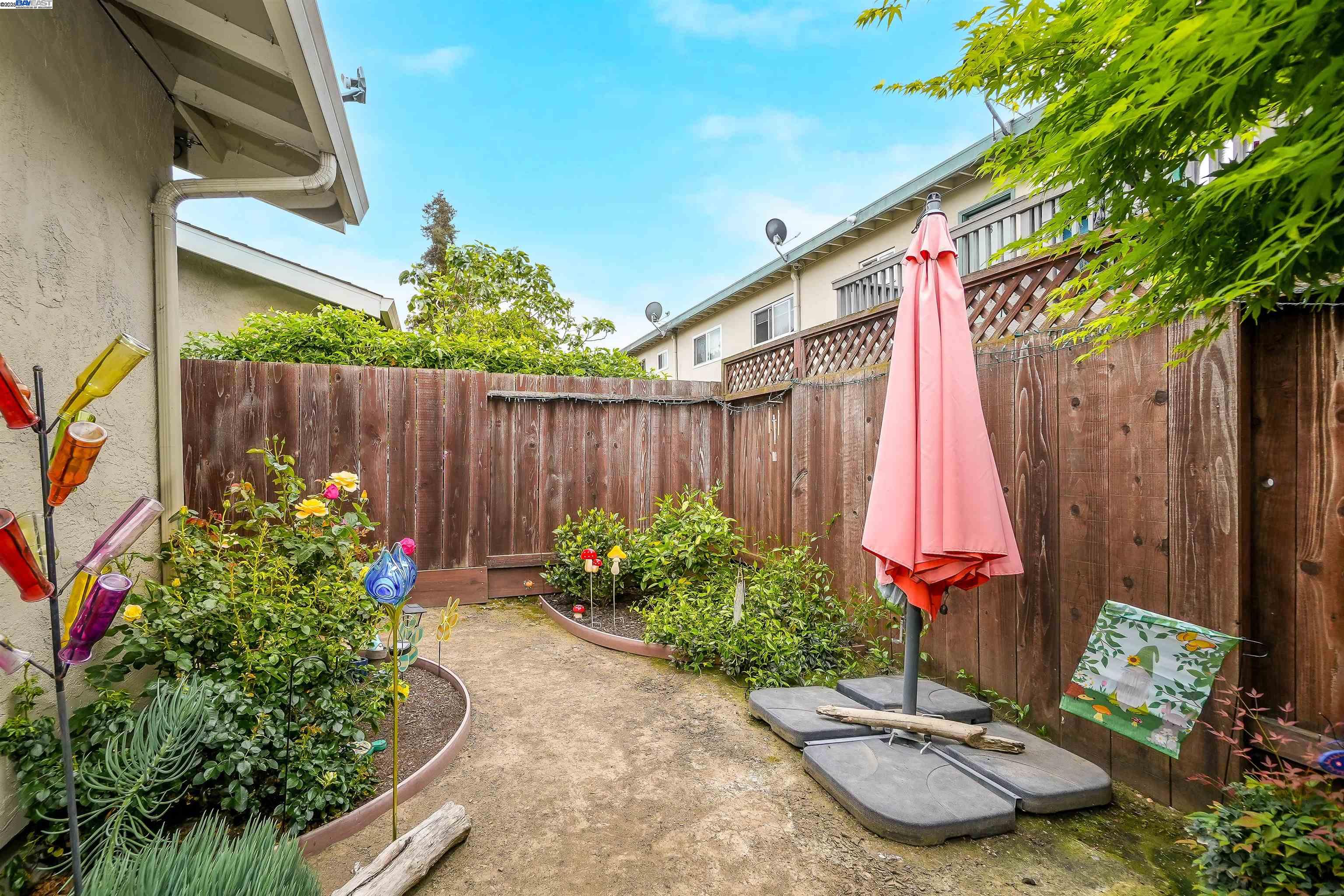 Detail Gallery Image 32 of 44 For 179 Loma Verde Dr, San Lorenzo,  CA 94580 - 3 Beds | 2 Baths