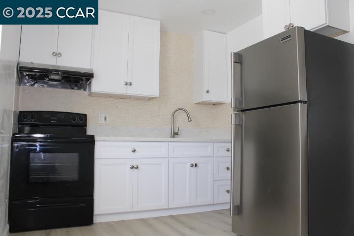 Detail Gallery Image 5 of 16 For 2292 Orleans Dr #1,  Pinole,  CA 94564 - 2 Beds | 1 Baths
