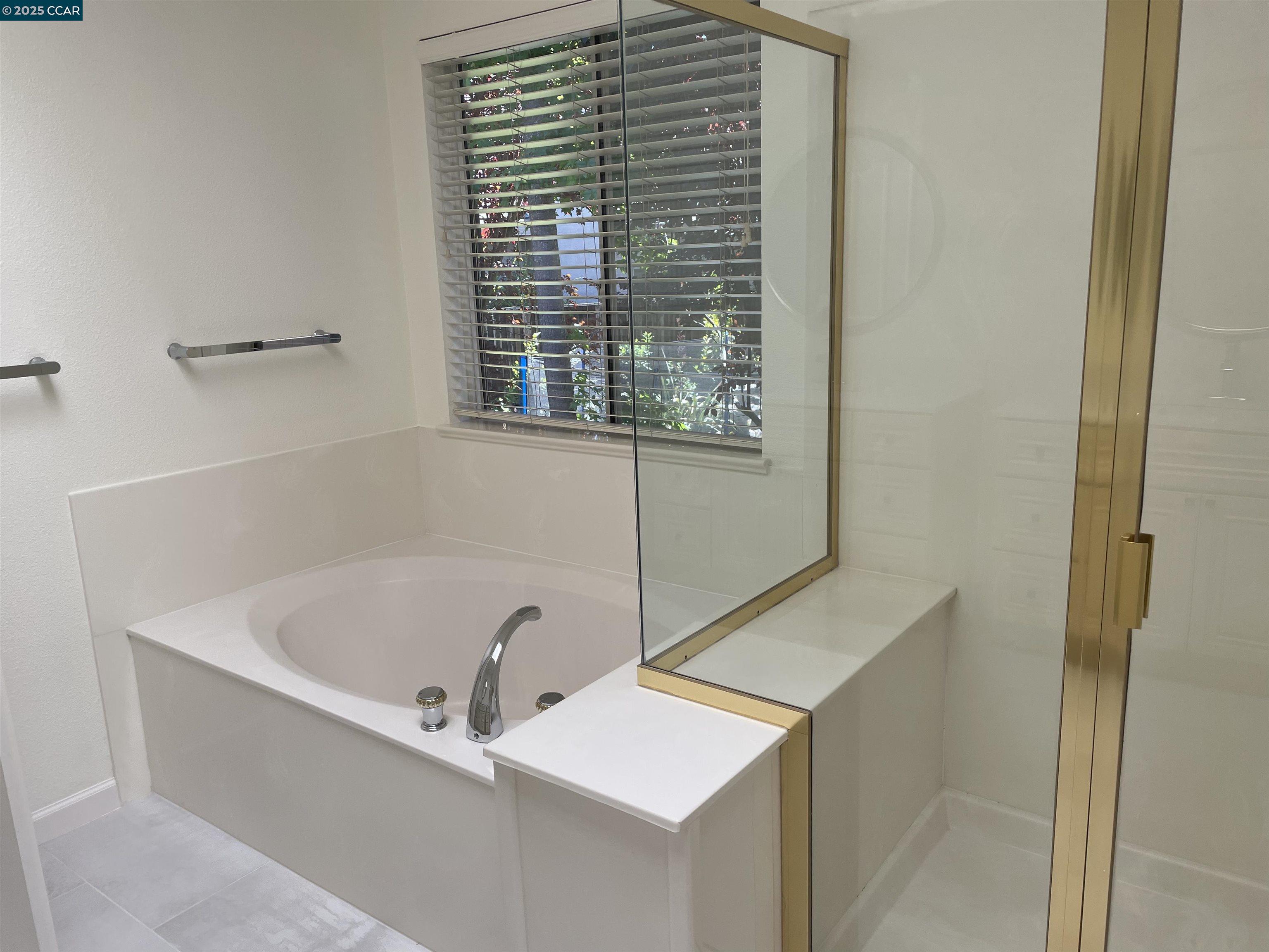 Detail Gallery Image 19 of 27 For 711 Bourne Ct, Danville,  CA 94506 - 5 Beds | 3 Baths