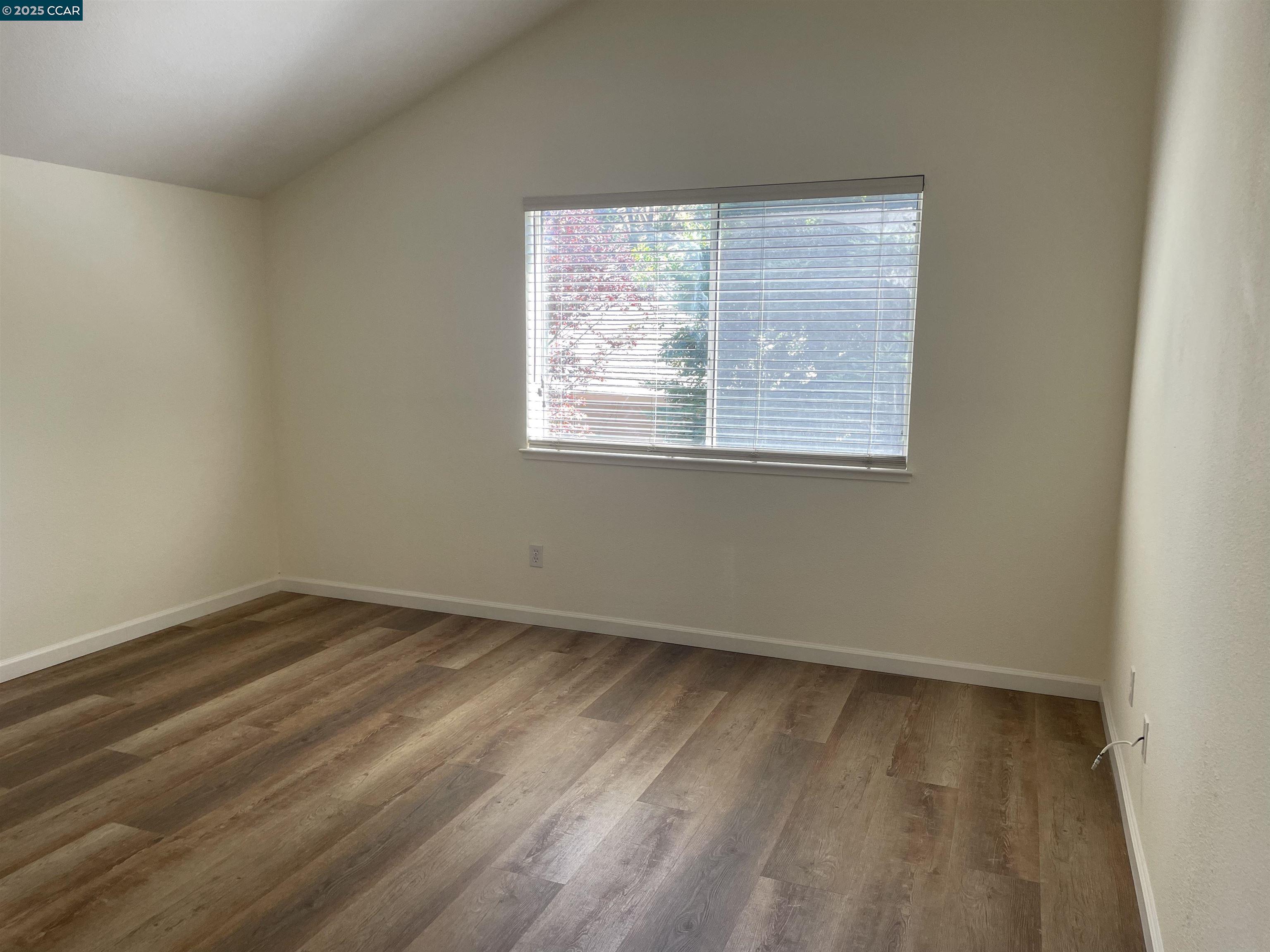 Detail Gallery Image 21 of 27 For 711 Bourne Ct, Danville,  CA 94506 - 5 Beds | 3 Baths