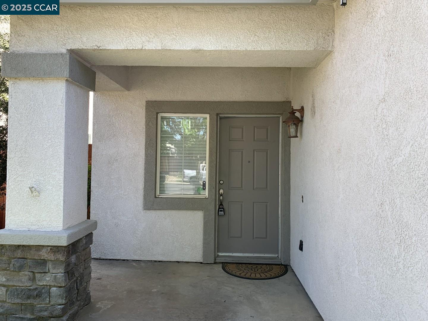 Detail Gallery Image 2 of 15 For 3713 Yacht Dr, Discovery Bay,  CA 94505 - 3 Beds | 2/1 Baths