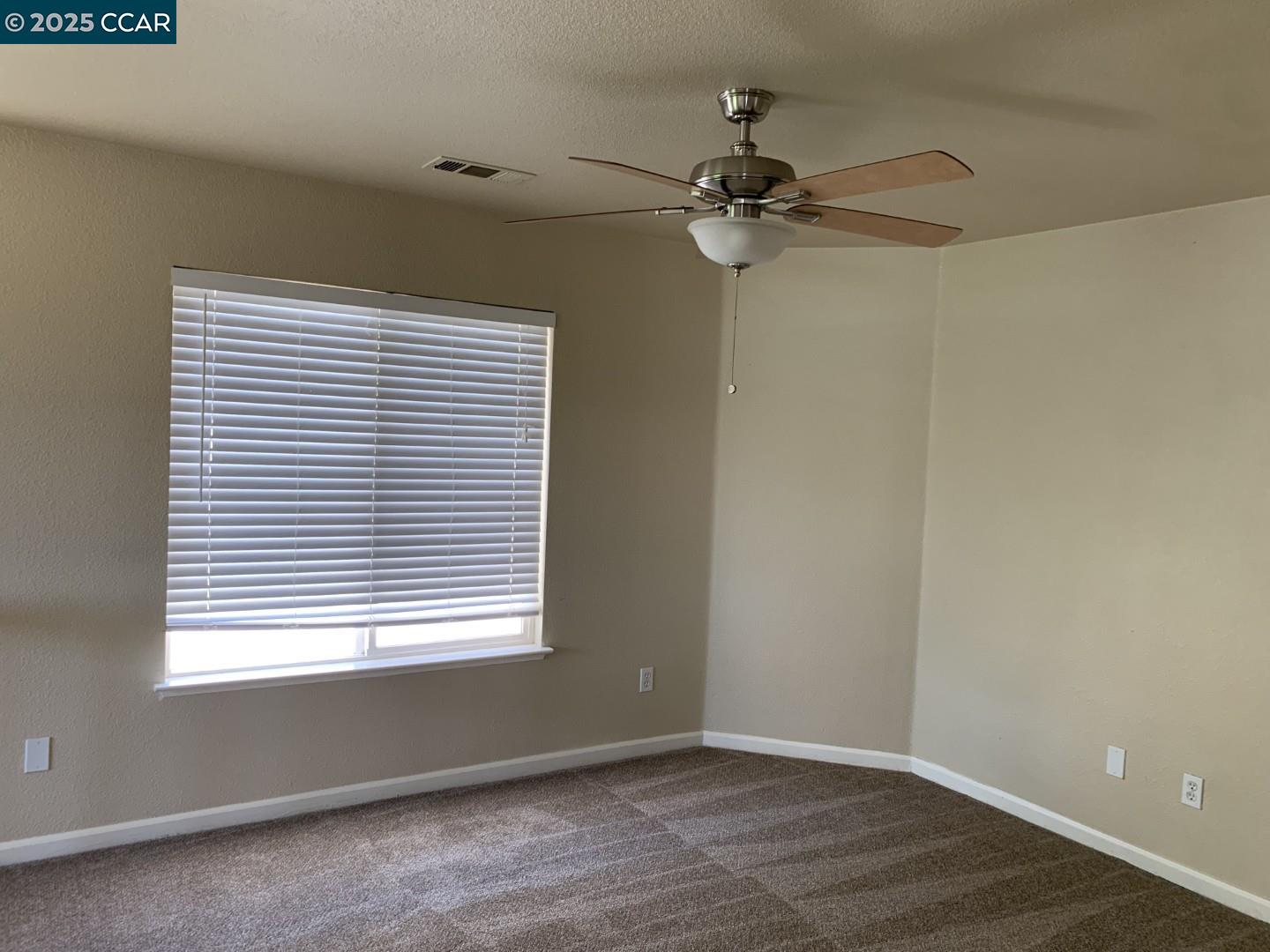 Detail Gallery Image 11 of 15 For 3713 Yacht Dr, Discovery Bay,  CA 94505 - 3 Beds | 2/1 Baths