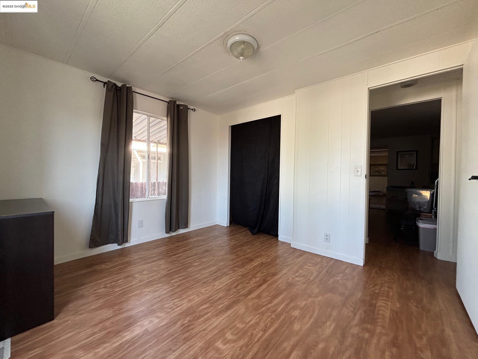 Detail Gallery Image 7 of 7 For 364 Stonyford Dr, Pittsburg,  CA 94565 - 3 Beds | 2 Baths