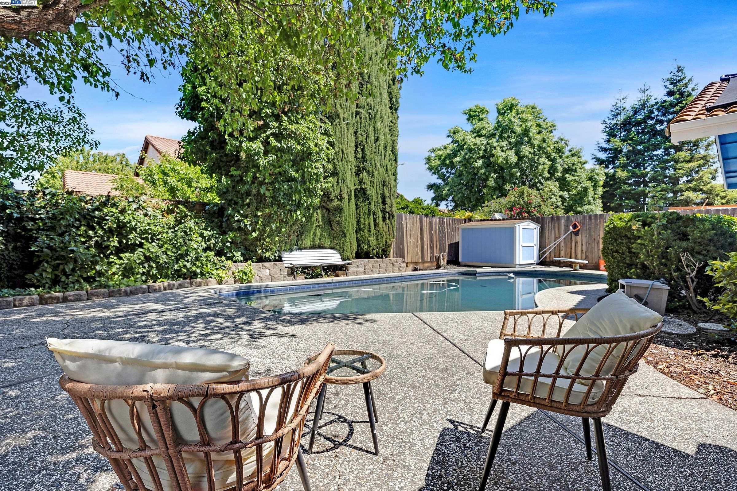 Detail Gallery Image 25 of 29 For 85 Deerwood Ln, Tracy,  CA 95376 - 3 Beds | 2 Baths