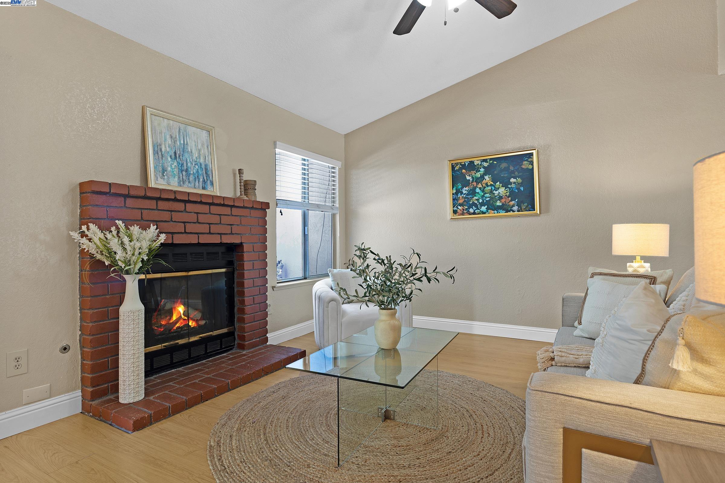 Detail Gallery Image 7 of 29 For 85 Deerwood Ln, Tracy,  CA 95376 - 3 Beds | 2 Baths