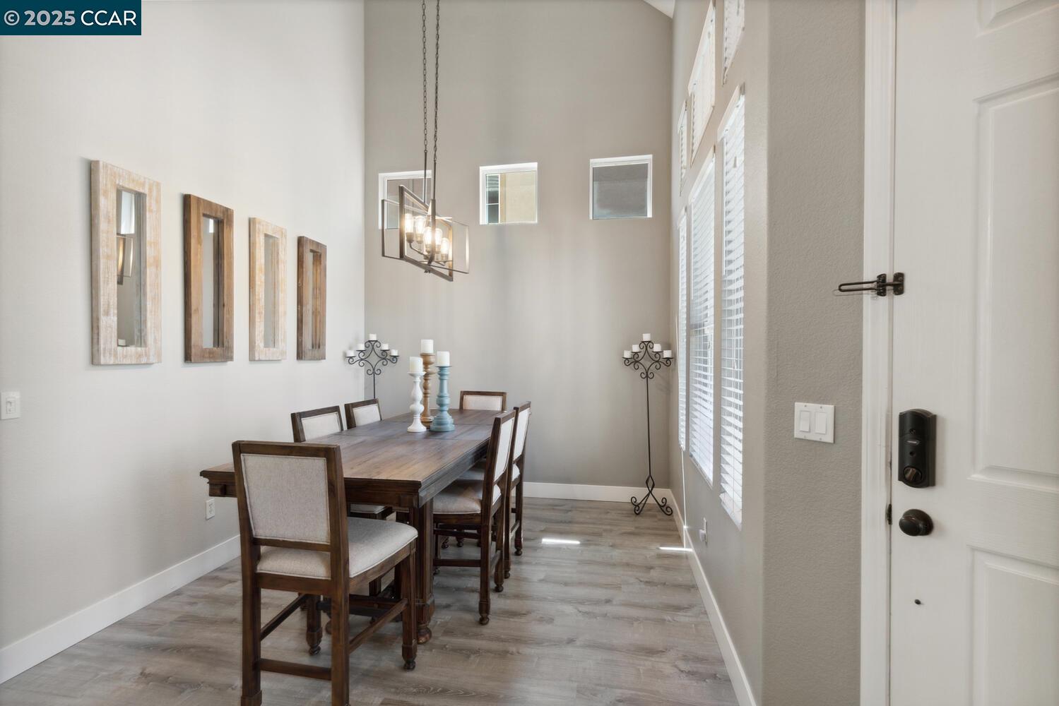 Detail Gallery Image 14 of 59 For 96 Heritage Way, Brentwood,  CA 94513 - 3 Beds | 3 Baths