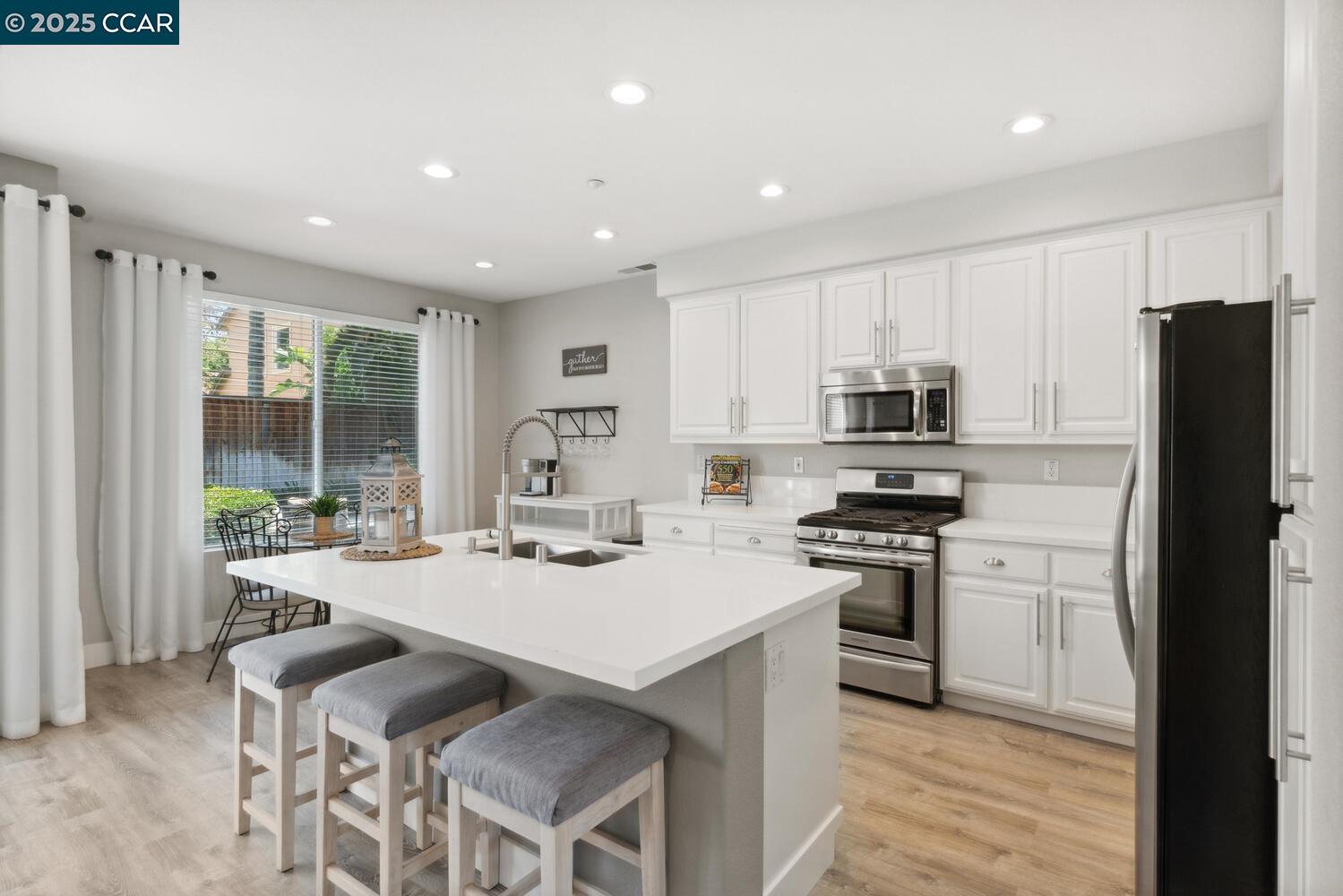 Detail Gallery Image 23 of 59 For 96 Heritage Way, Brentwood,  CA 94513 - 3 Beds | 3 Baths