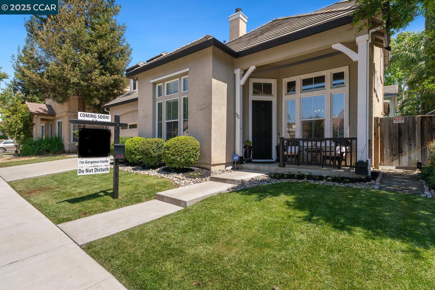 Detail Gallery Image 8 of 59 For 96 Heritage Way, Brentwood,  CA 94513 - 3 Beds | 3 Baths