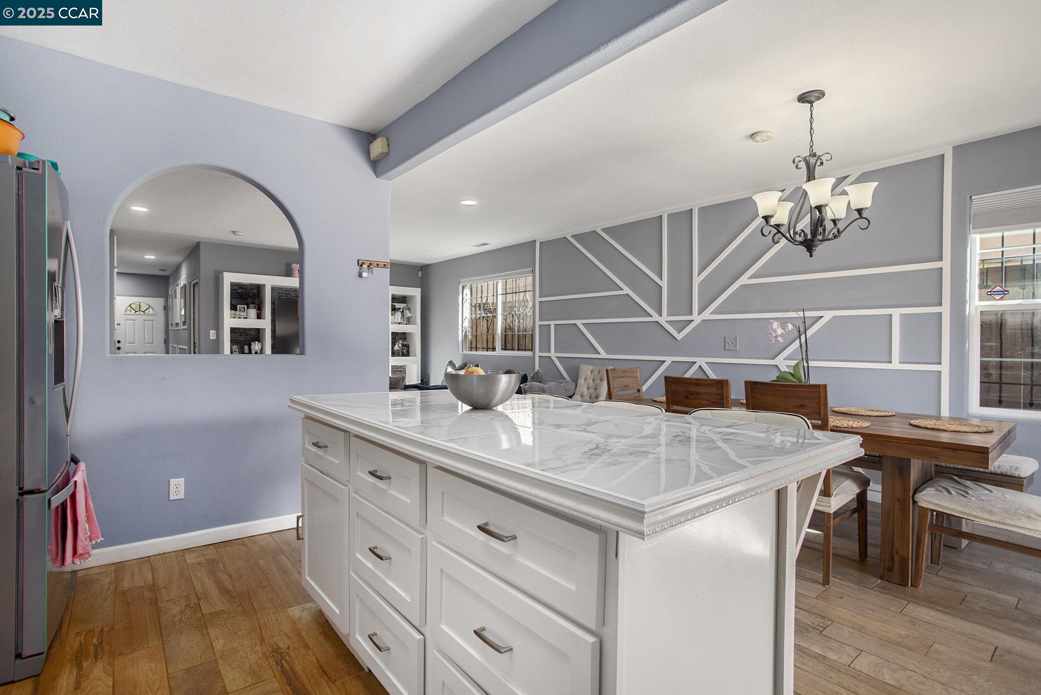 Detail Gallery Image 11 of 29 For 312 Barrett Ave, Richmond,  CA 94801 - 4 Beds | 3 Baths