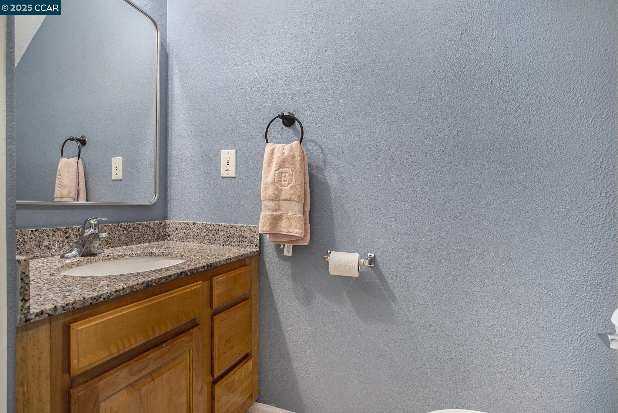 Detail Gallery Image 15 of 29 For 312 Barrett Ave, Richmond,  CA 94801 - 4 Beds | 3 Baths