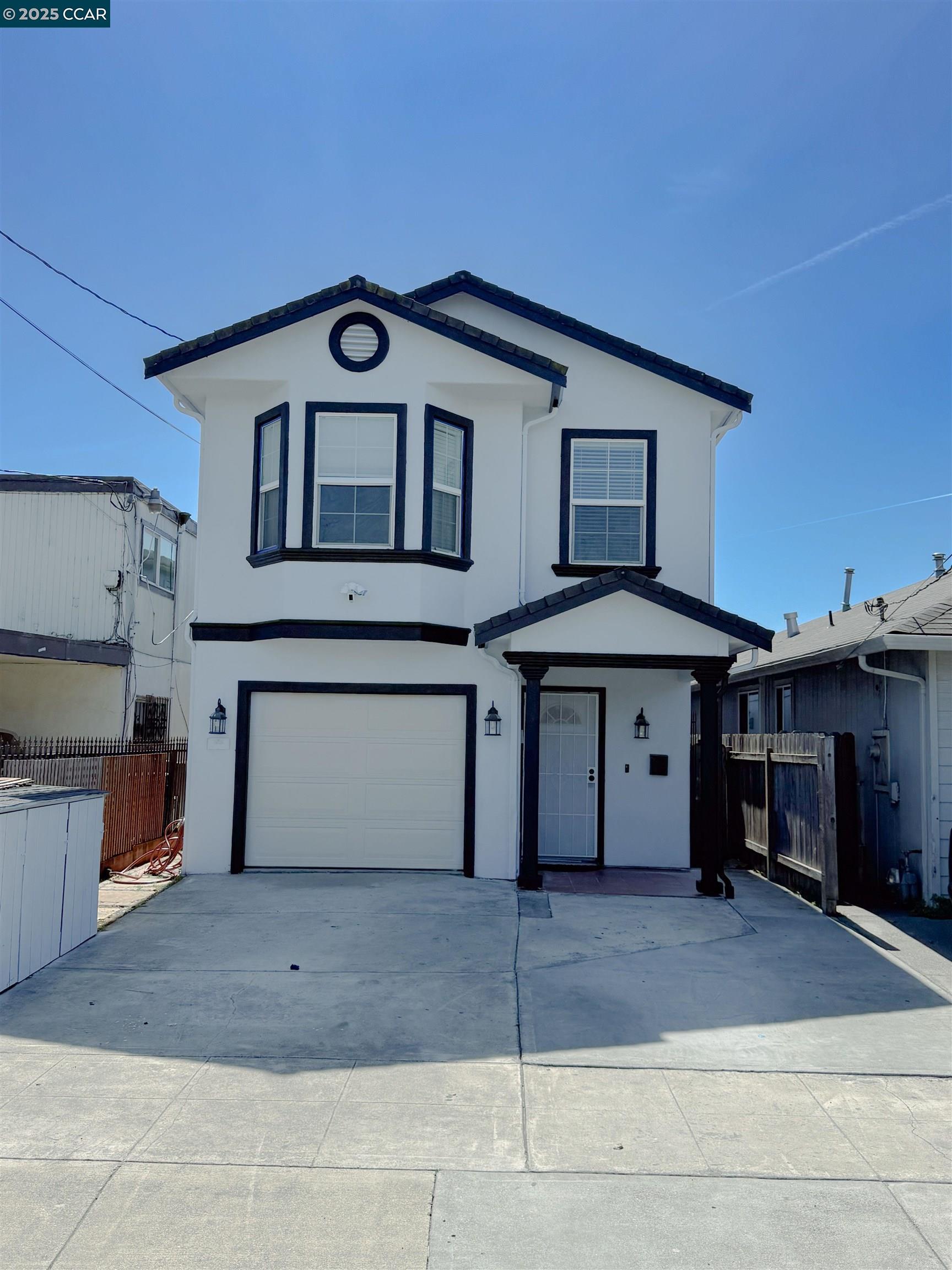 Detail Gallery Image 3 of 29 For 312 Barrett Ave, Richmond,  CA 94801 - 4 Beds | 3 Baths