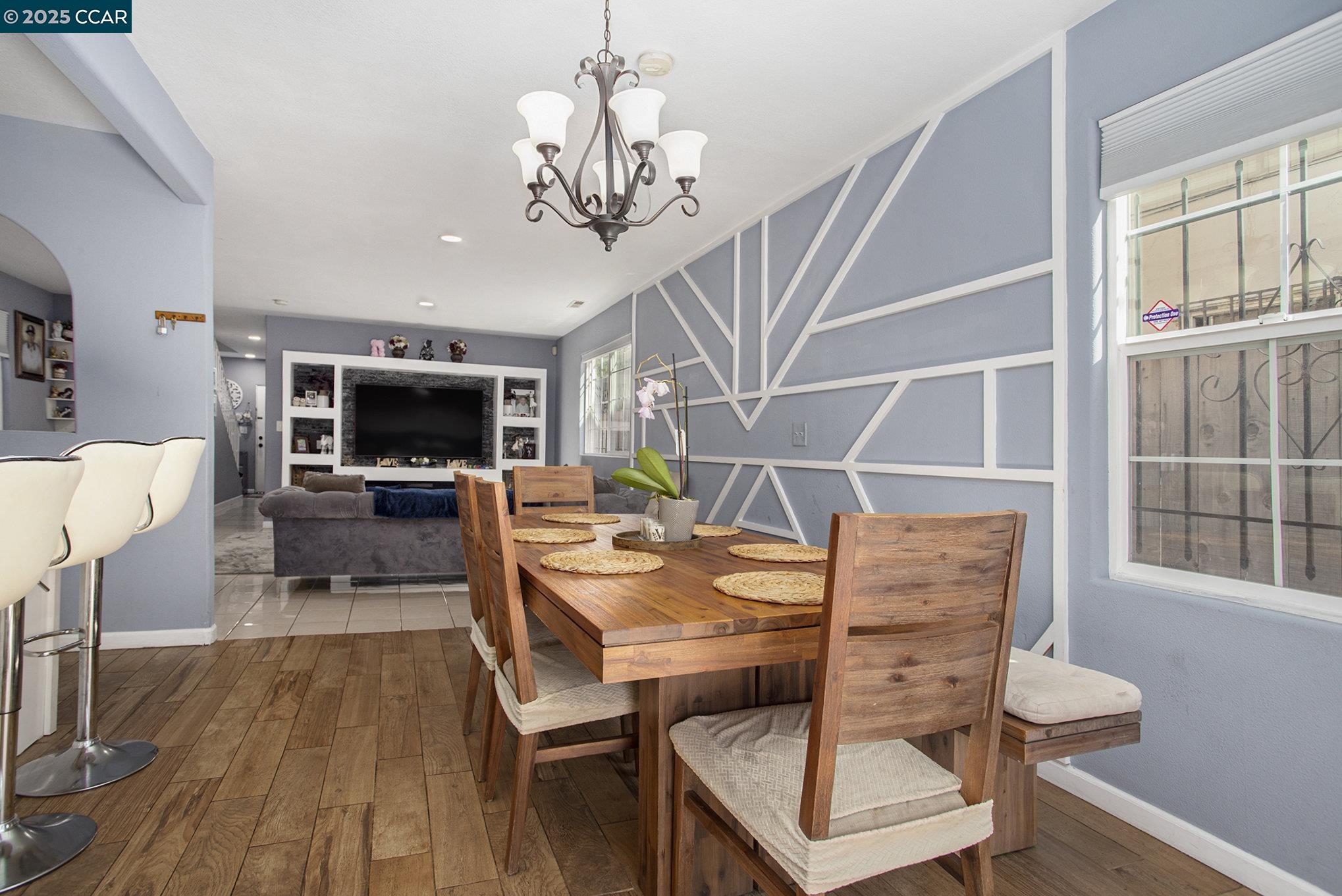Detail Gallery Image 10 of 29 For 312 Barrett Ave, Richmond,  CA 94801 - 4 Beds | 3 Baths