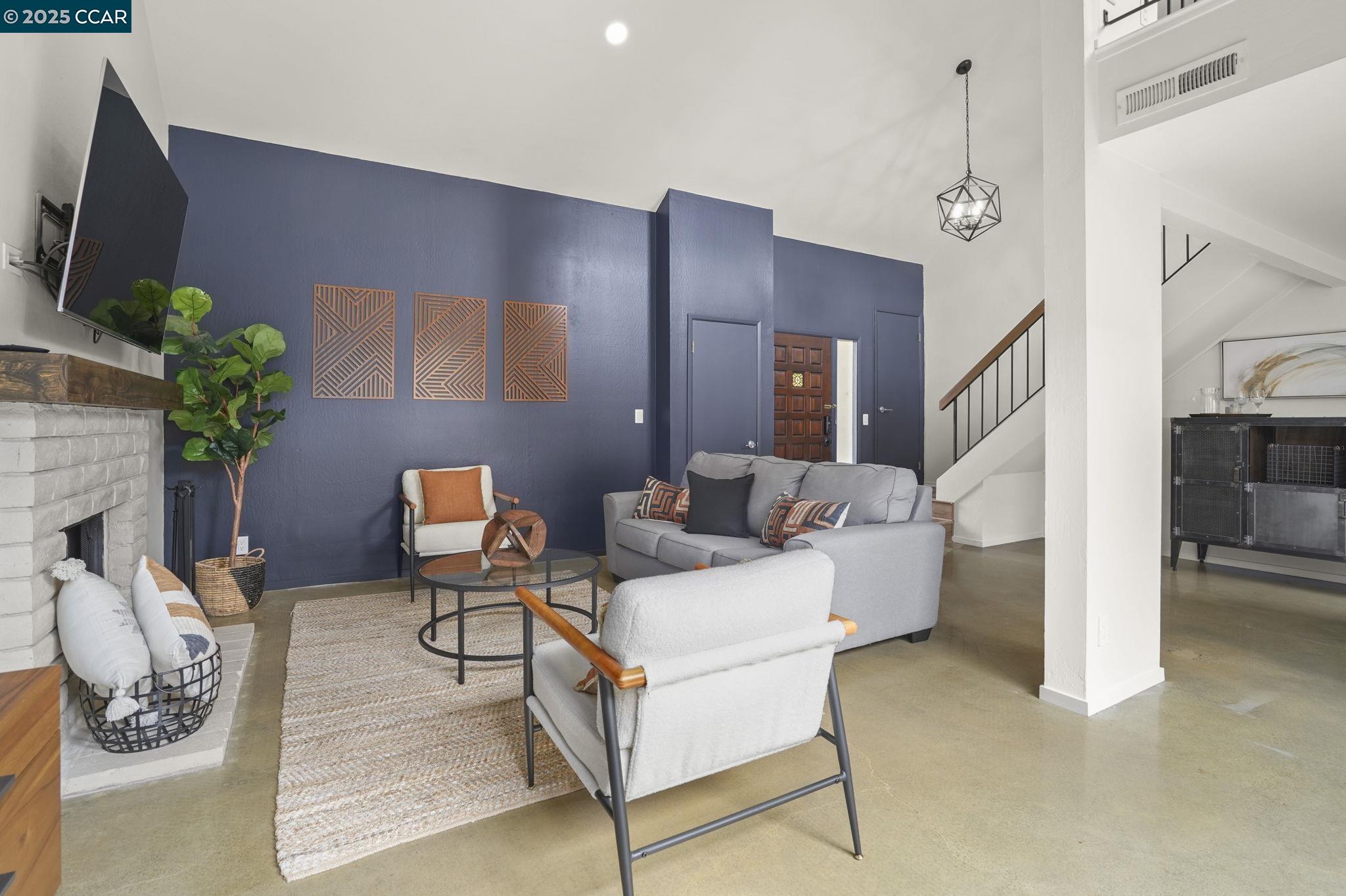 Photo #3: 41093977 Listing 