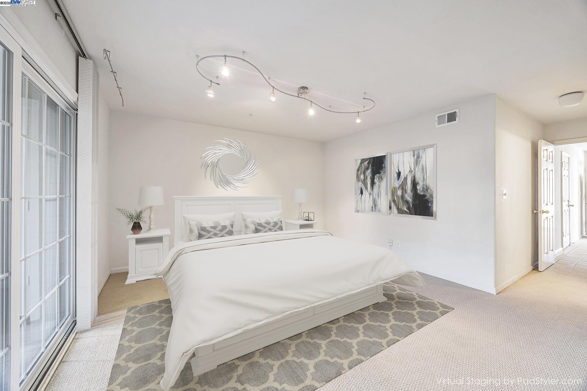 Detail Gallery Image 4 of 31 For 312 Treasure Island Dr, Belmont,  CA 94002 - 3 Beds | 3/1 Baths