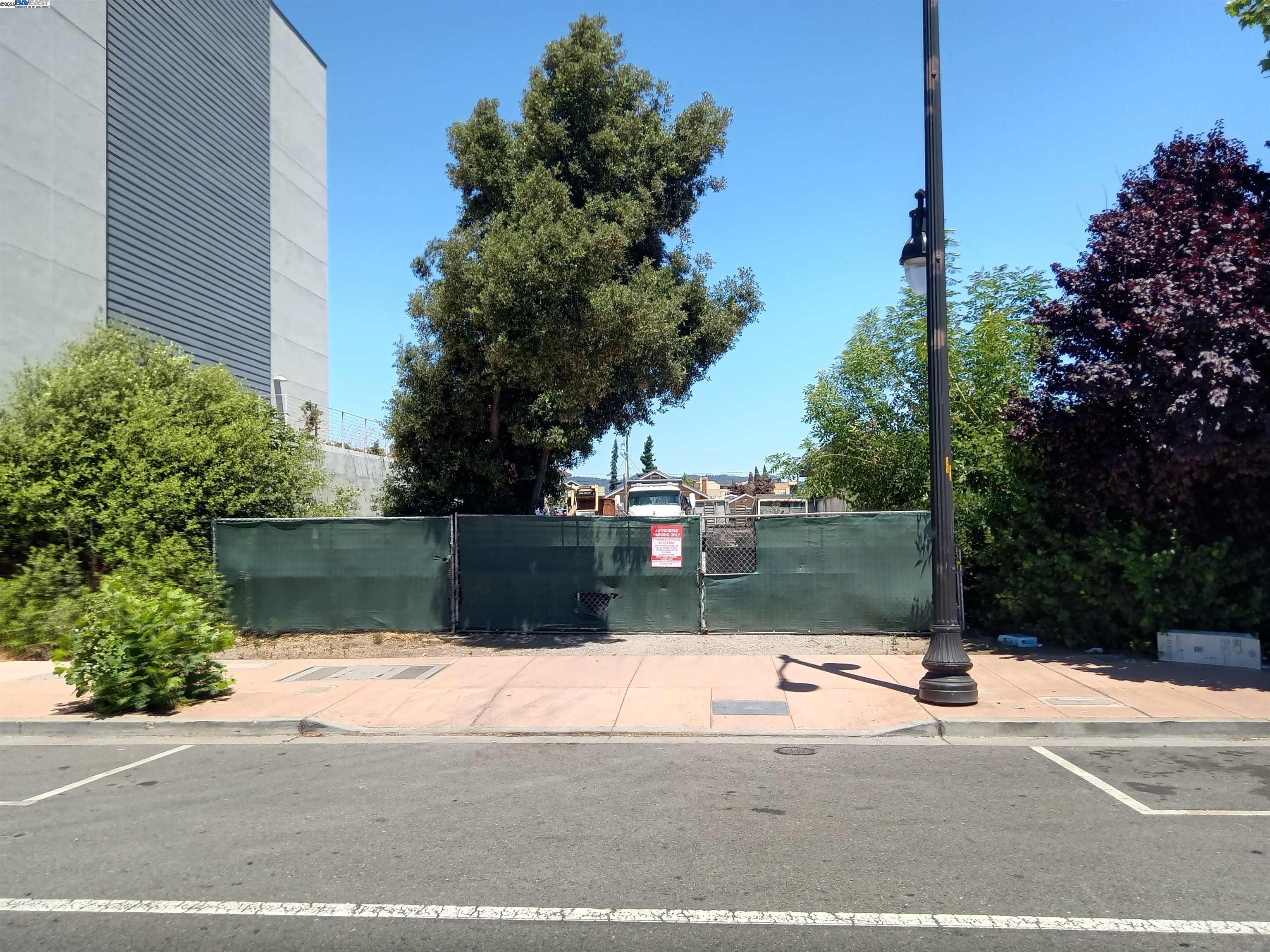 Thumbnail for 1650 San Leandro Blvd, San Leandro, CA 94577