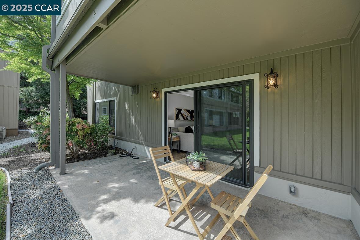 Detail Gallery Image 11 of 56 For 1317 Stanley Dollar Dr #4,  Walnut Creek,  CA 94595 - 2 Beds | 2 Baths
