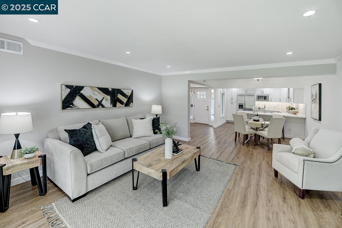 Detail Gallery Image 13 of 56 For 1317 Stanley Dollar Dr #4,  Walnut Creek,  CA 94595 - 2 Beds | 2 Baths