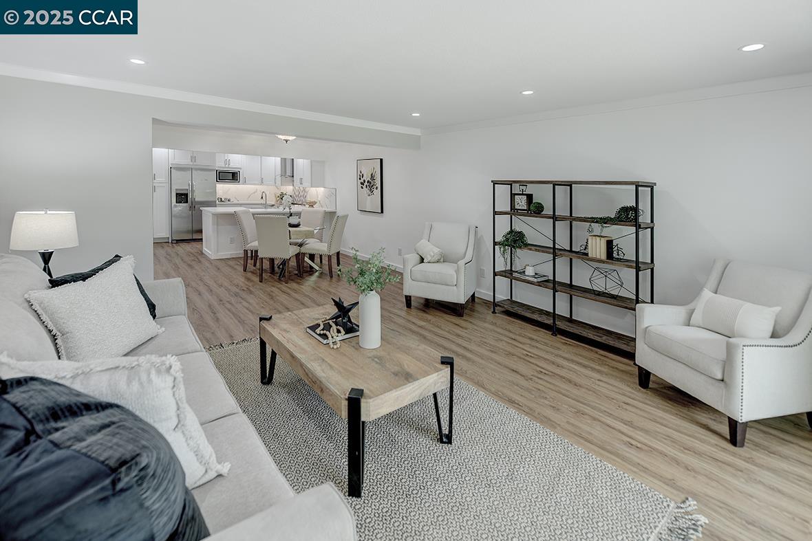 Detail Gallery Image 14 of 56 For 1317 Stanley Dollar Dr #4,  Walnut Creek,  CA 94595 - 2 Beds | 2 Baths