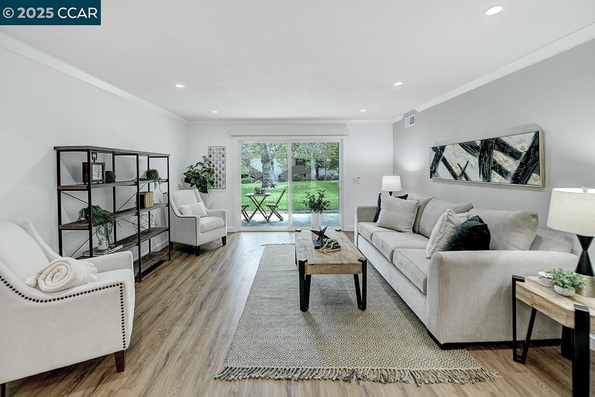 Detail Gallery Image 16 of 56 For 1317 Stanley Dollar Dr #4,  Walnut Creek,  CA 94595 - 2 Beds | 2 Baths