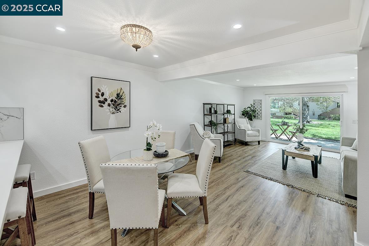 Detail Gallery Image 5 of 56 For 1317 Stanley Dollar Dr #4,  Walnut Creek,  CA 94595 - 2 Beds | 2 Baths