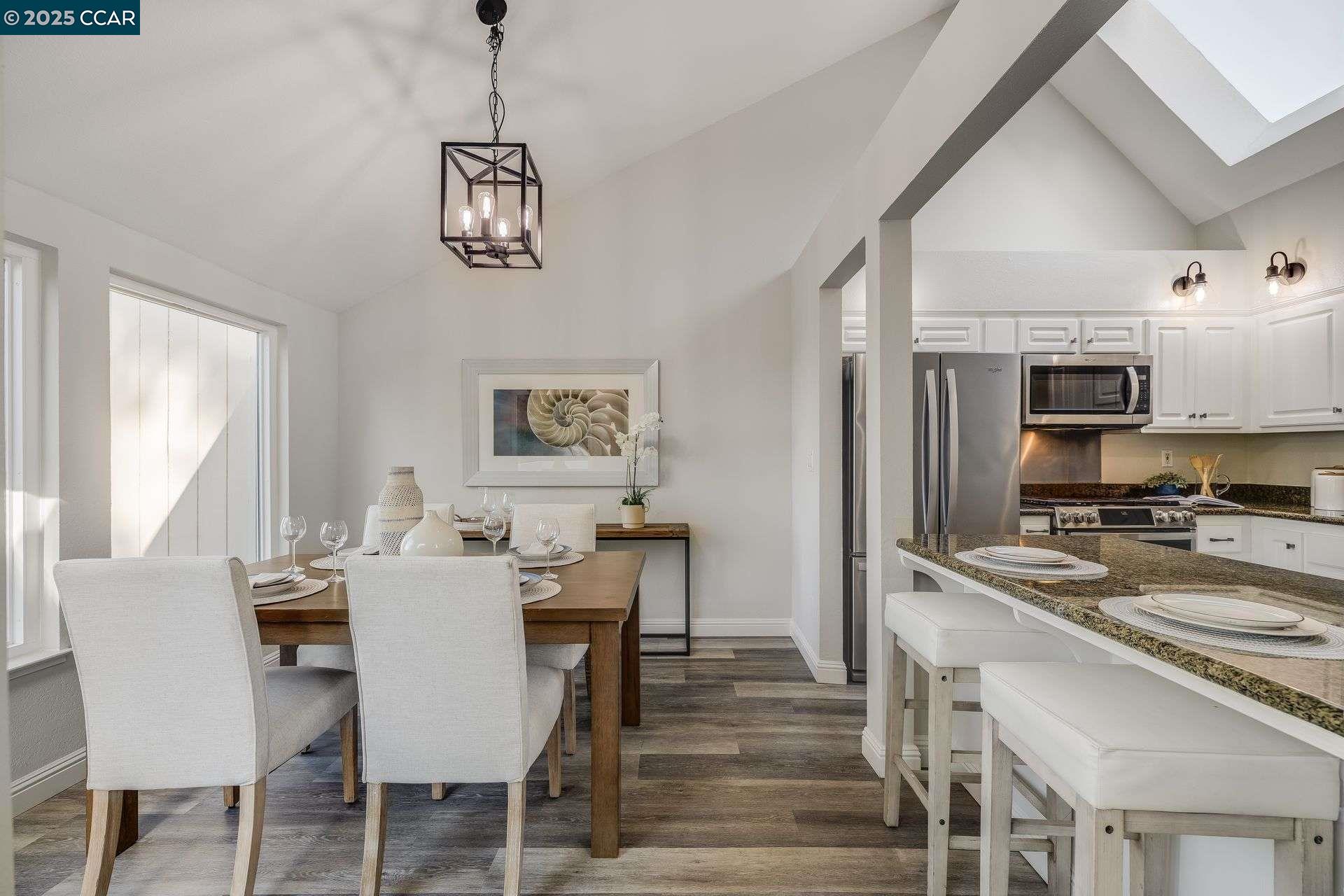 Detail Gallery Image 13 of 33 For 1658 Terrace Way, Walnut Creek,  CA 94597 - 2 Beds | 2 Baths
