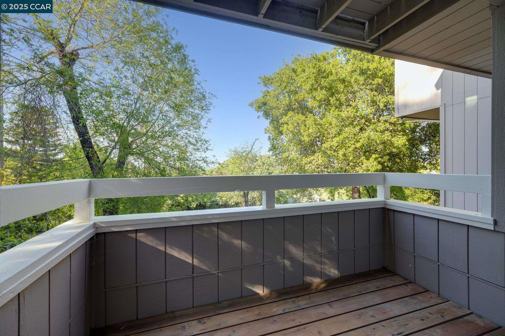 Detail Gallery Image 19 of 33 For 1658 Terrace Way, Walnut Creek,  CA 94597 - 2 Beds | 2 Baths