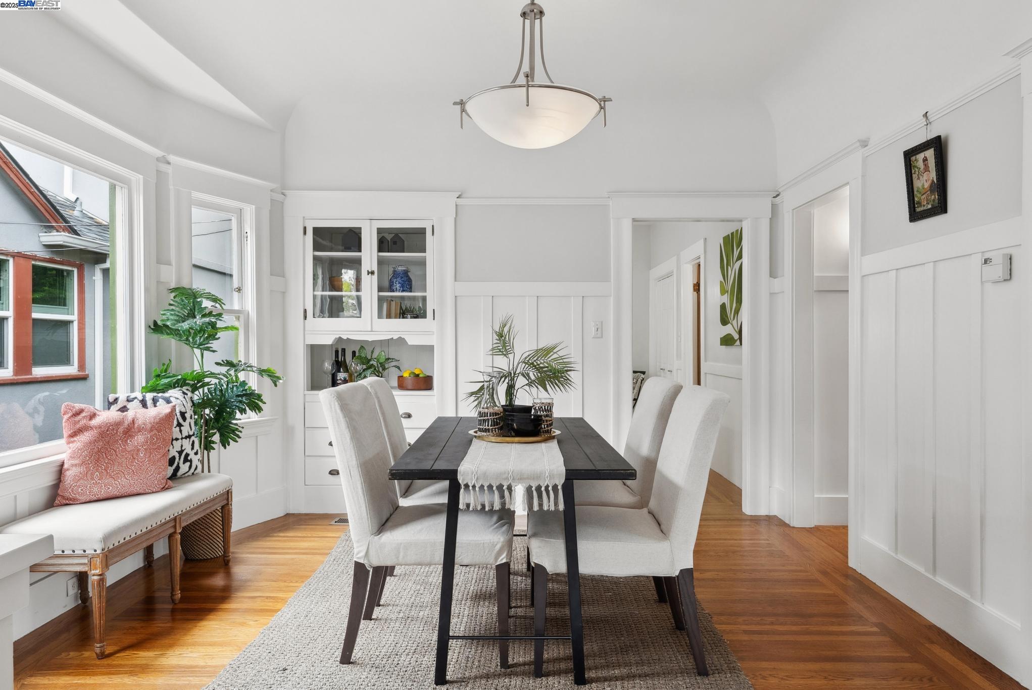 Detail Gallery Image 14 of 49 For 3206 Garfield Ave, Alameda,  CA 94501 - 2 Beds | 1 Baths