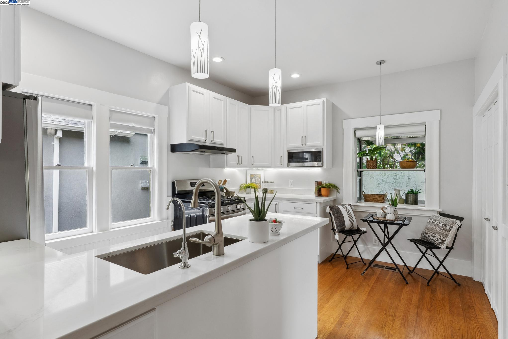 Detail Gallery Image 19 of 49 For 3206 Garfield Ave, Alameda,  CA 94501 - 2 Beds | 1 Baths
