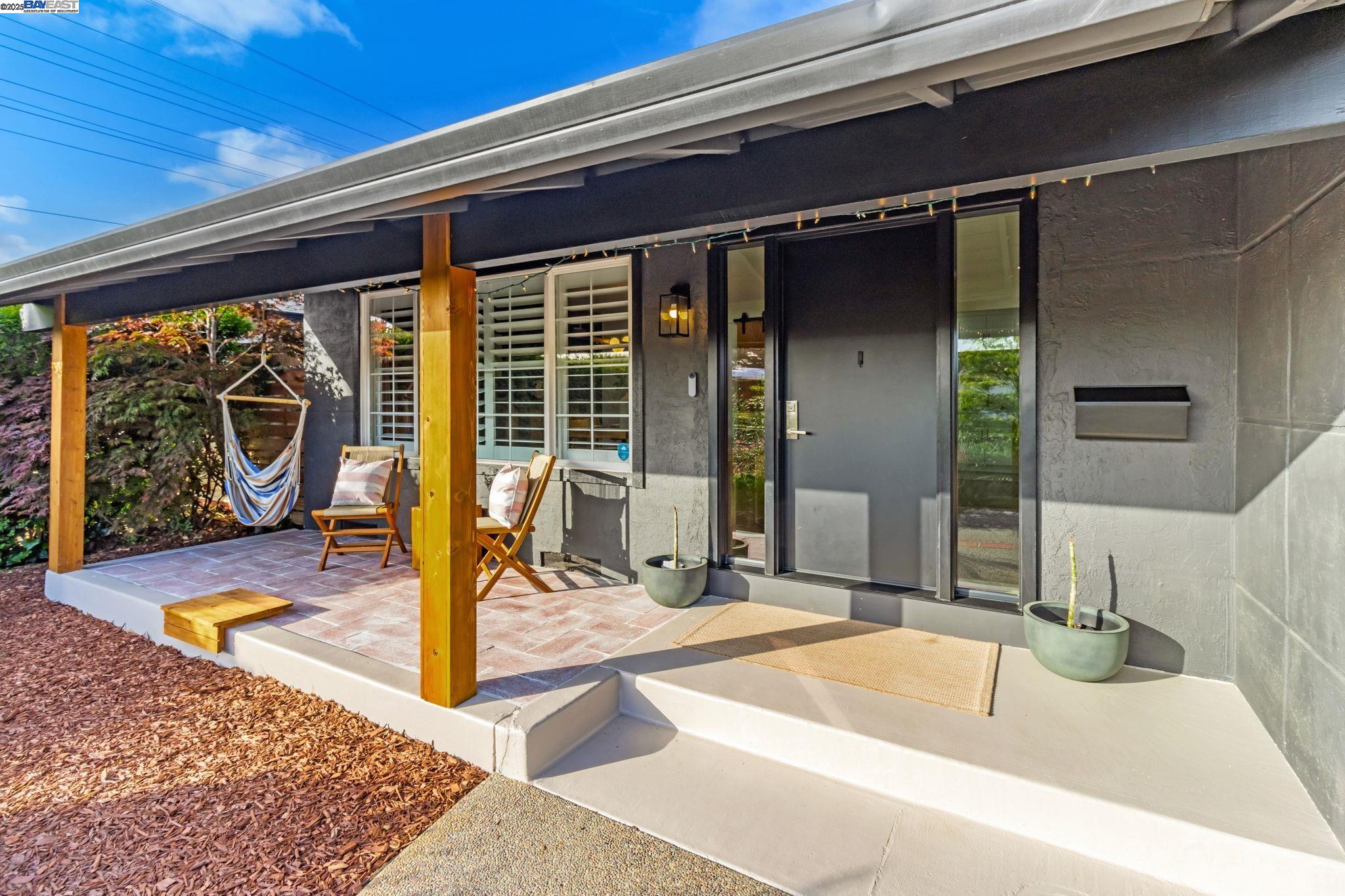 Detail Gallery Image 6 of 47 For 40514 Robin St, Fremont,  CA 94538 - 4 Beds | 2 Baths