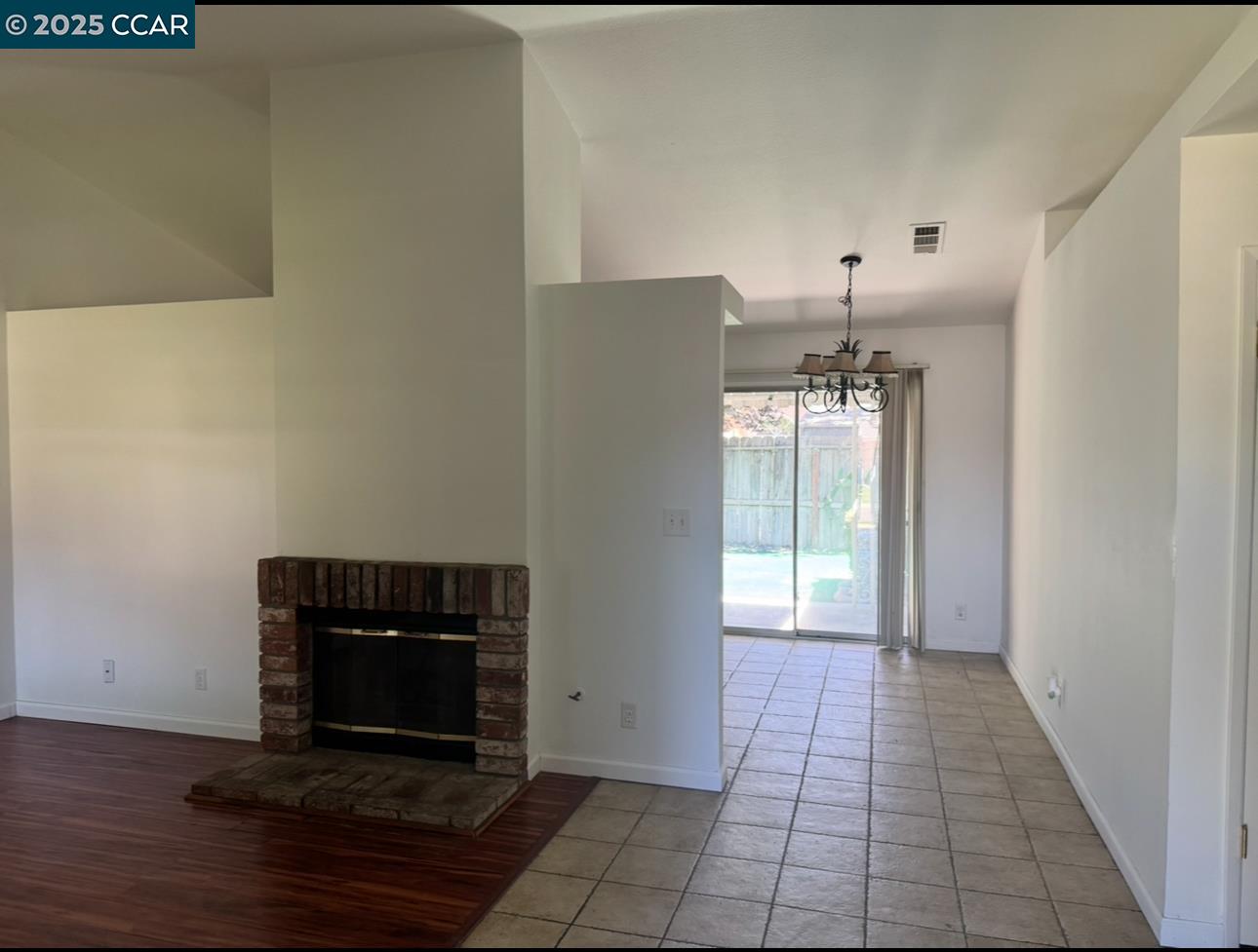 Detail Gallery Image 4 of 28 For 5108 Vigna Way, Salida,  CA 95368 - 3 Beds | 2 Baths