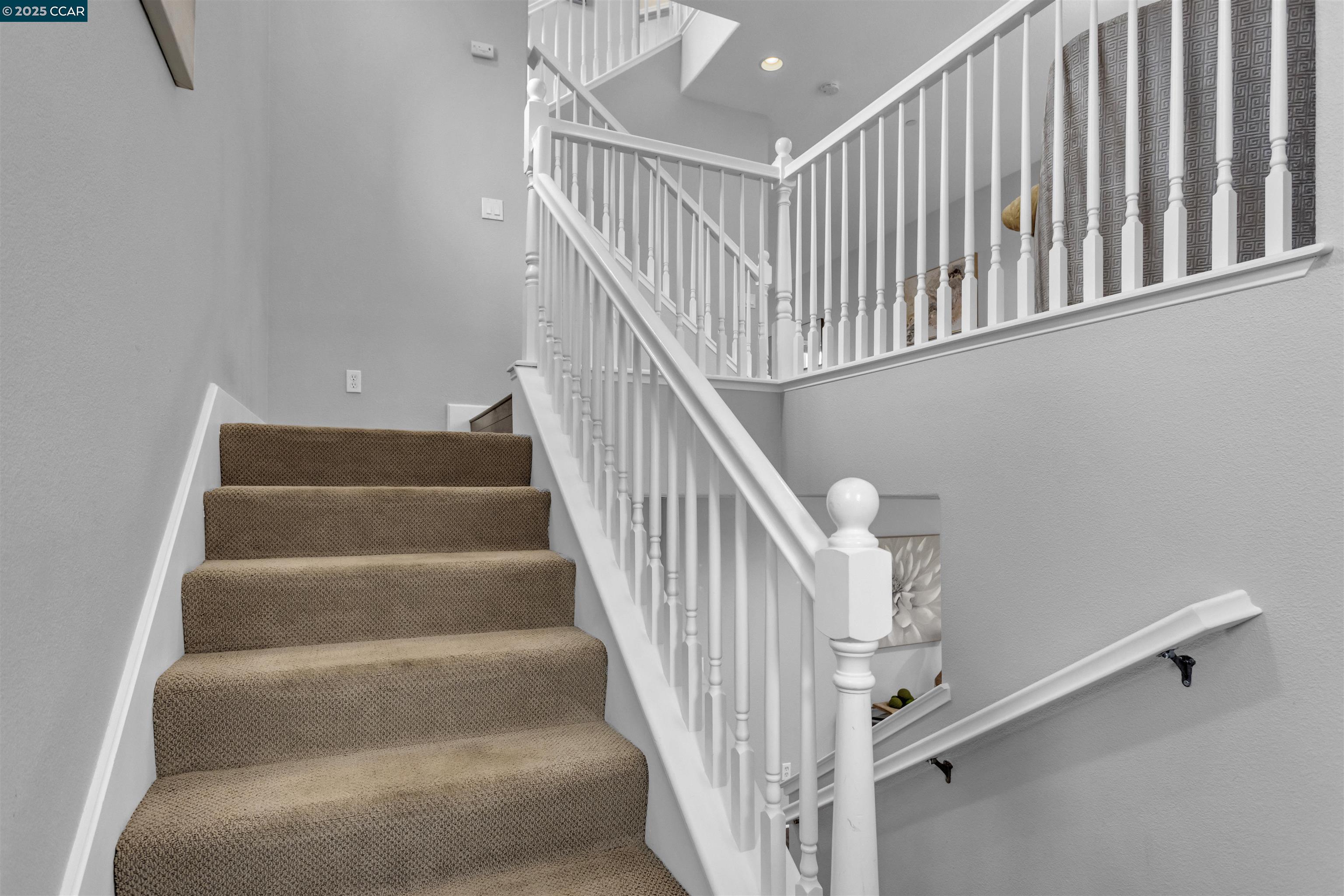 Detail Gallery Image 3 of 41 For 2745 Holly St, San Pablo,  CA 94806 - 3 Beds | 2/1 Baths