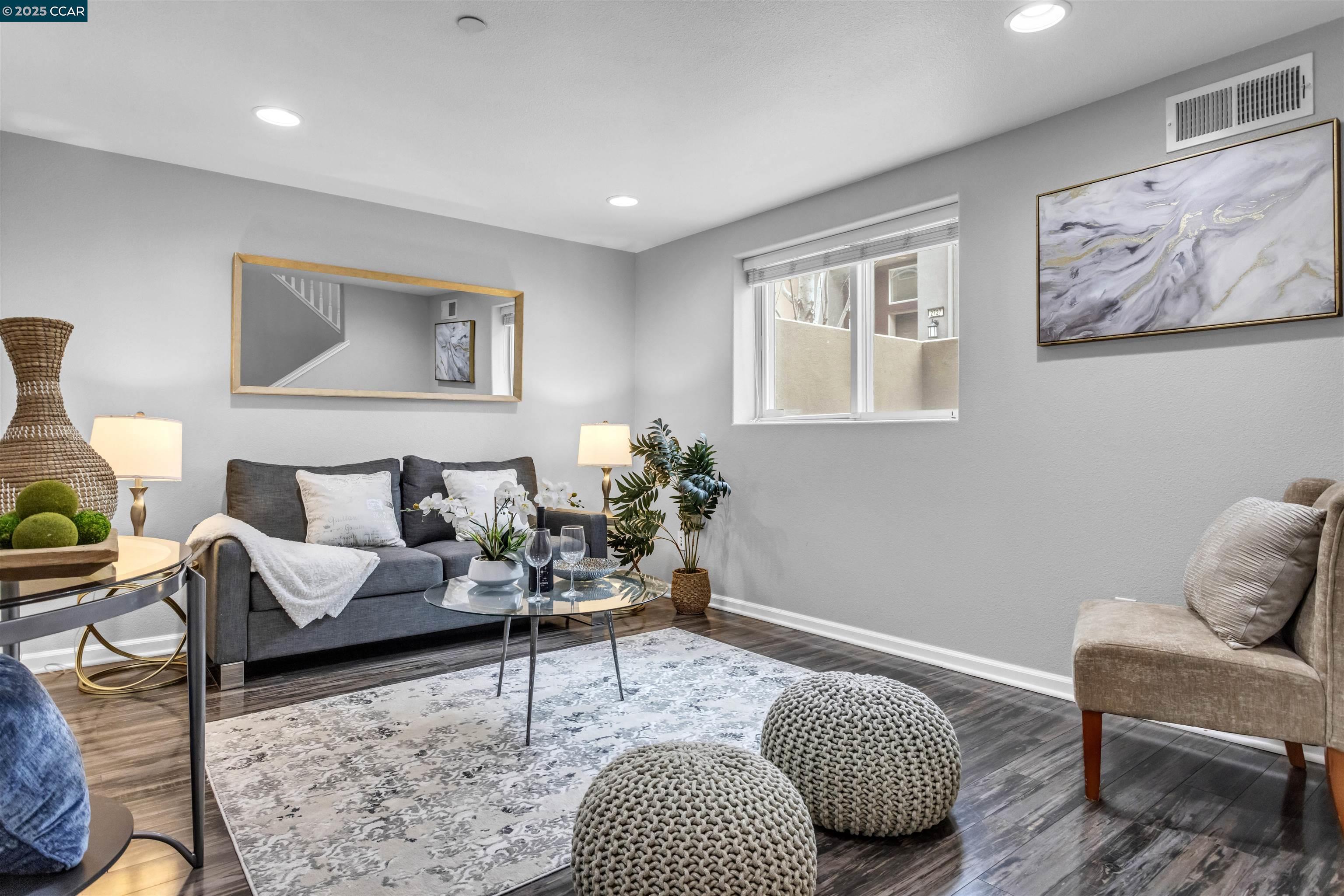 Detail Gallery Image 27 of 41 For 2745 Holly St, San Pablo,  CA 94806 - 3 Beds | 2/1 Baths