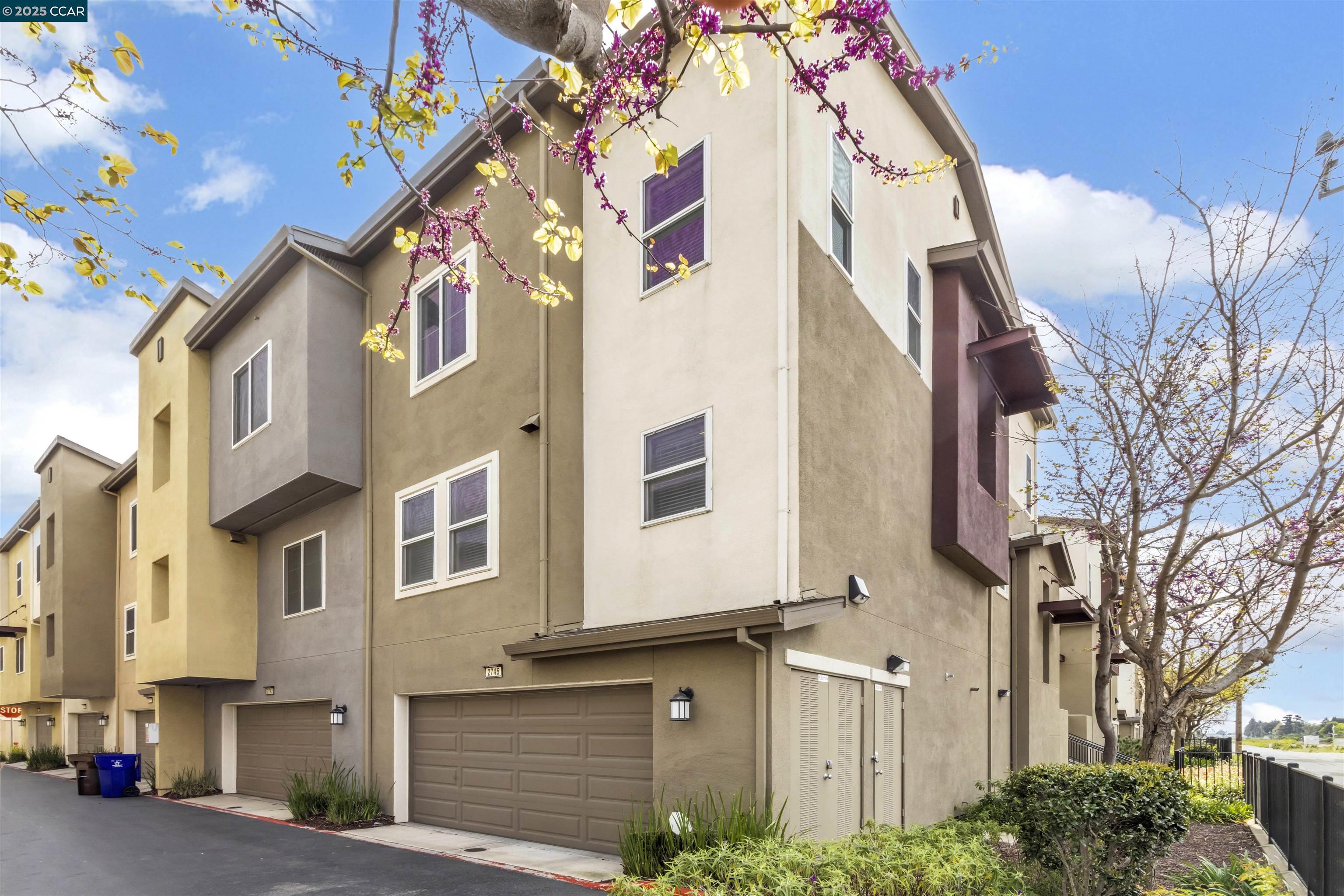 Detail Gallery Image 30 of 41 For 2745 Holly St, San Pablo,  CA 94806 - 3 Beds | 2/1 Baths
