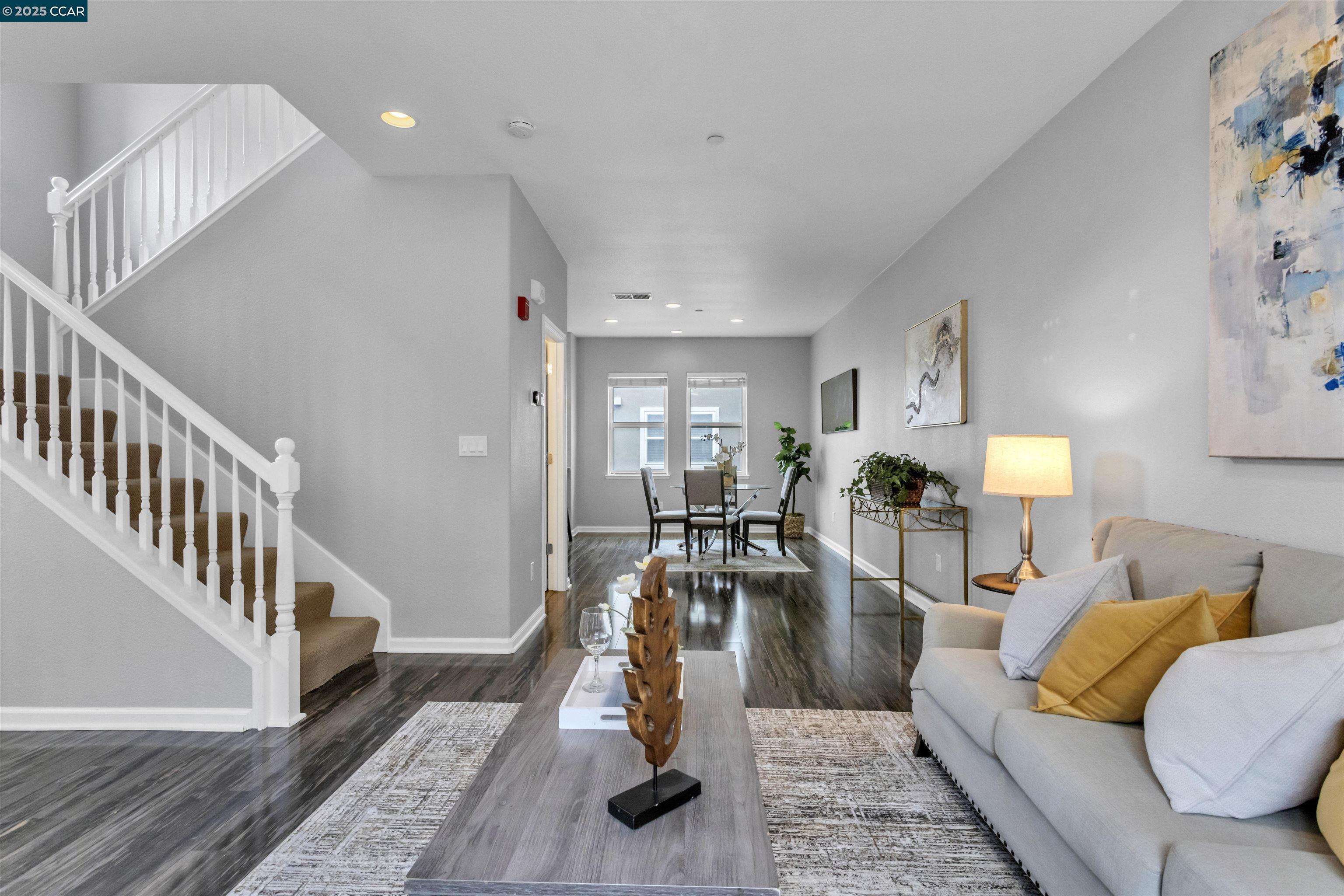 Detail Gallery Image 8 of 41 For 2745 Holly St, San Pablo,  CA 94806 - 3 Beds | 2/1 Baths
