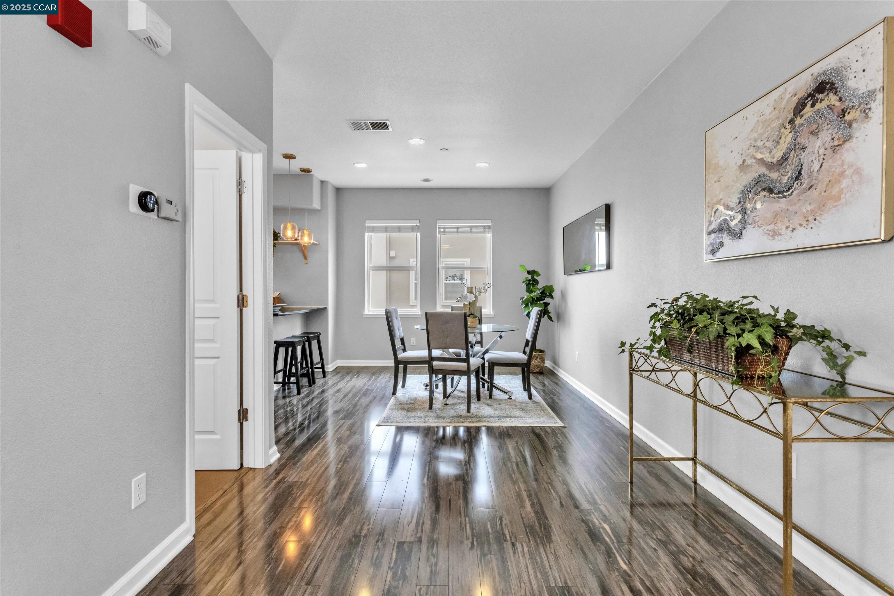 Detail Gallery Image 9 of 41 For 2745 Holly St, San Pablo,  CA 94806 - 3 Beds | 2/1 Baths