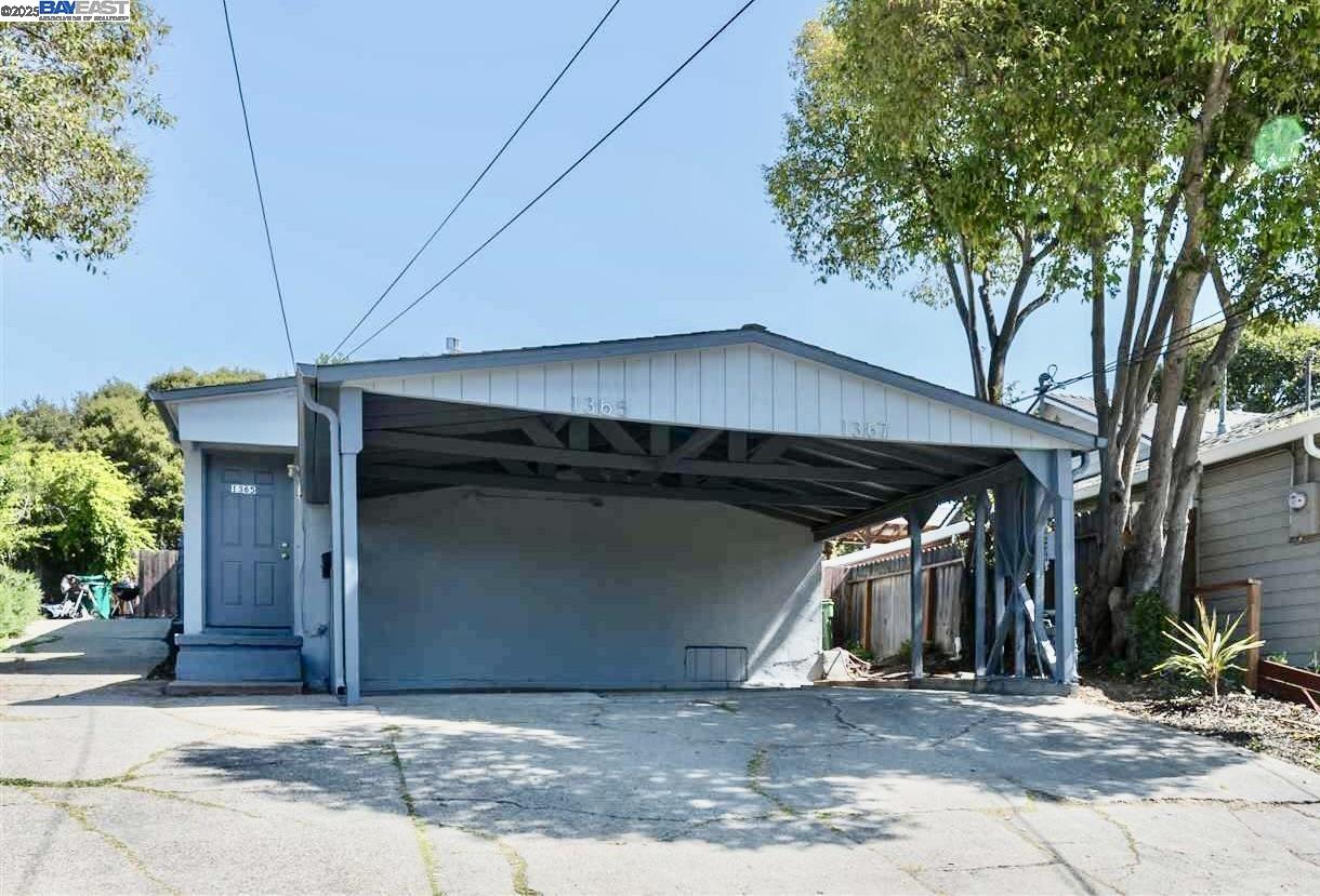 Detail Gallery Image 1 of 14 For 1365 Highland Blvd, Hayward,  CA 94542 - – Beds | – Baths