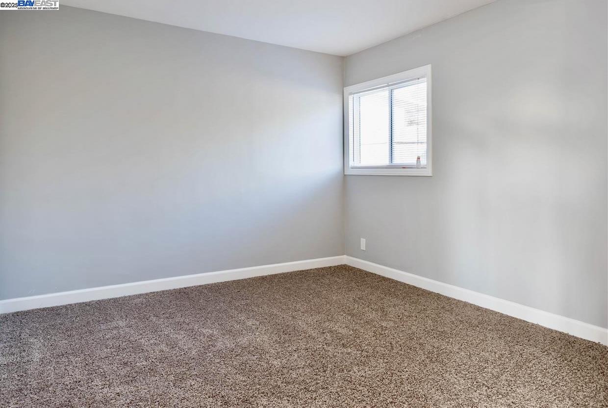Detail Gallery Image 11 of 14 For 1365 Highland Blvd, Hayward,  CA 94542 - – Beds | – Baths